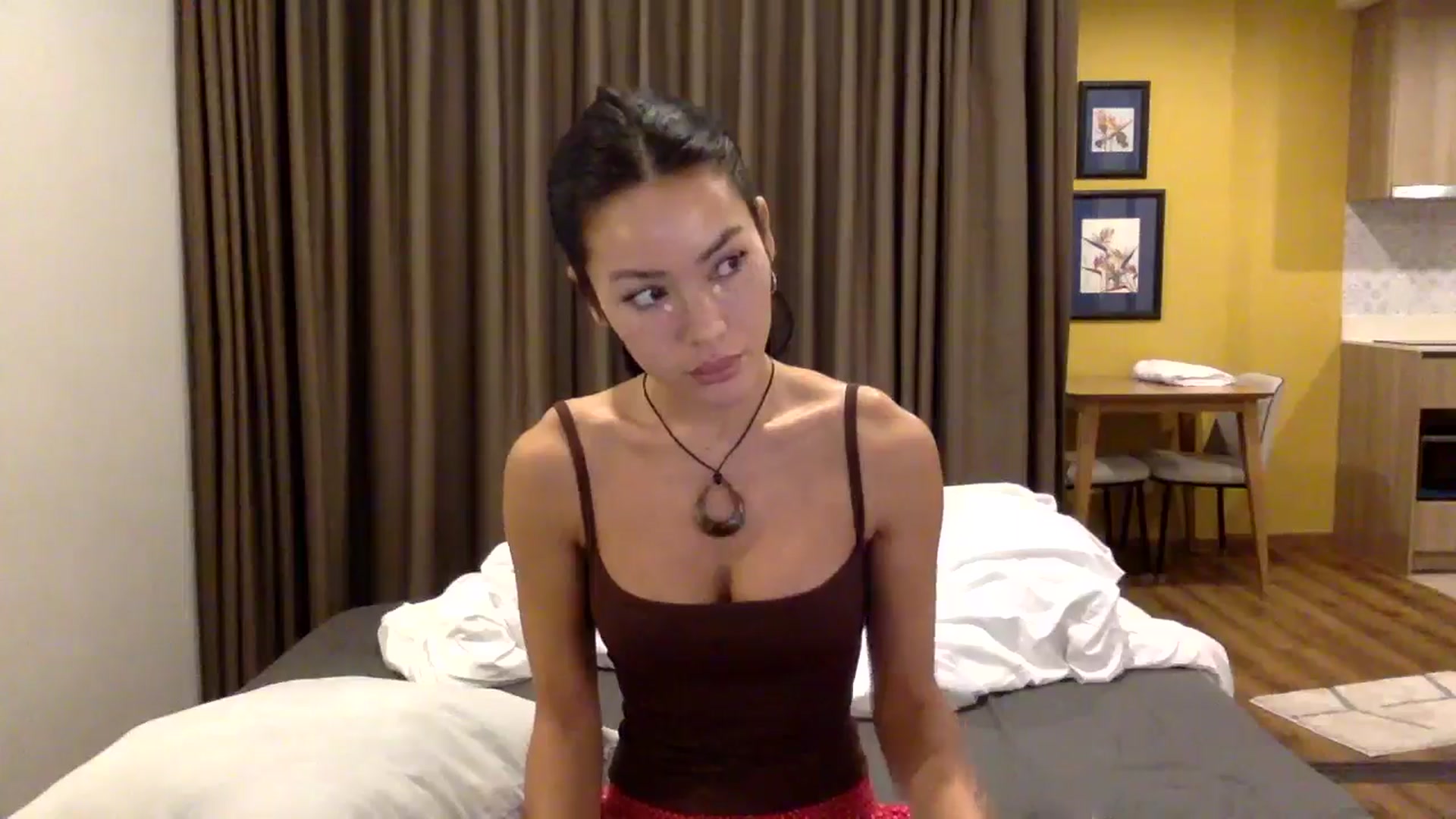 Gallery image thumbnail from Miss_emiko's myfreecams stream on, 11/19/2025, 08:10 image 4 of 20
