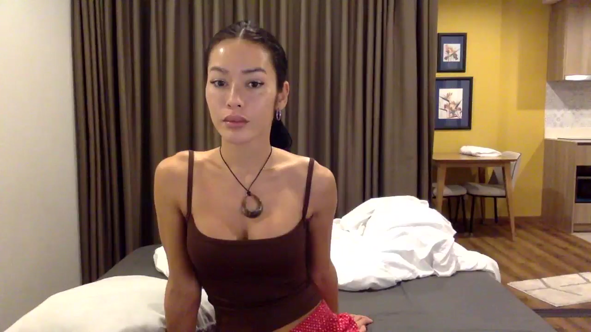 Gallery image thumbnail from Miss_emiko's myfreecams stream on, 11/19/2025, 08:10 image 2 of 20
