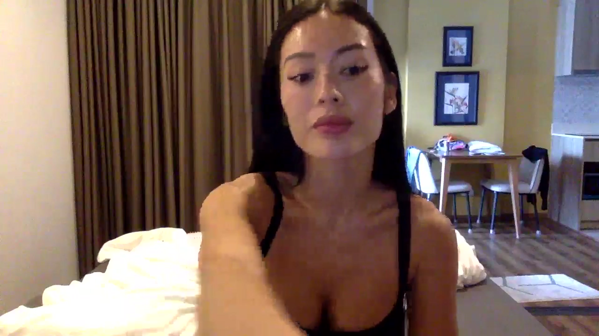 Gallery image thumbnail from Miss_emiko's myfreecams stream on, 11/20/2025, 05:43 image 18 of 20