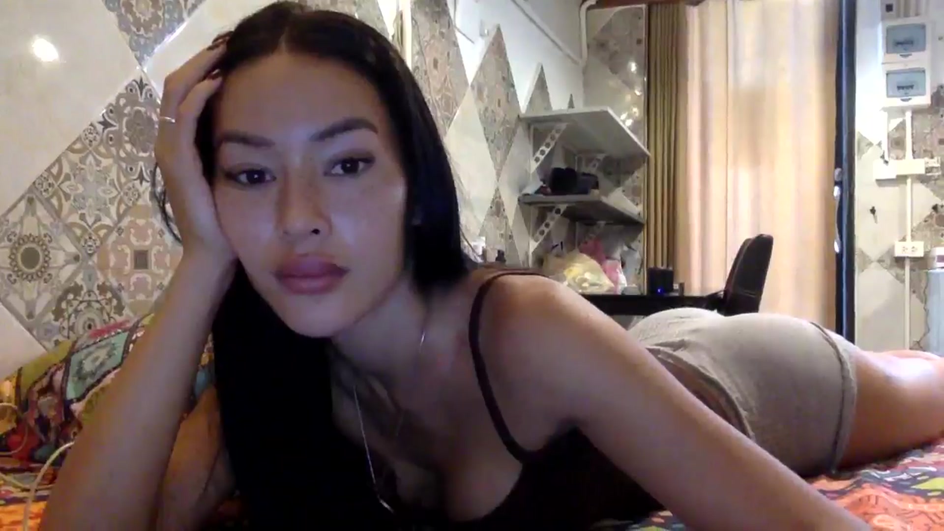 Gallery image thumbnail from Miss_emiko's myfreecams stream on, 12/14/2025, 07:48 image 8 of 20