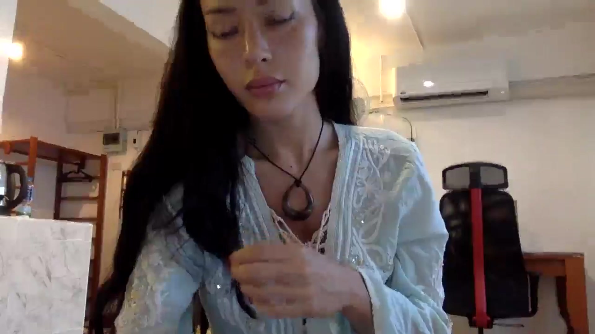 Gallery image thumbnail from Miss_emiko's myfreecams stream on, 12/22/2025, 10:17 image 4 of 20