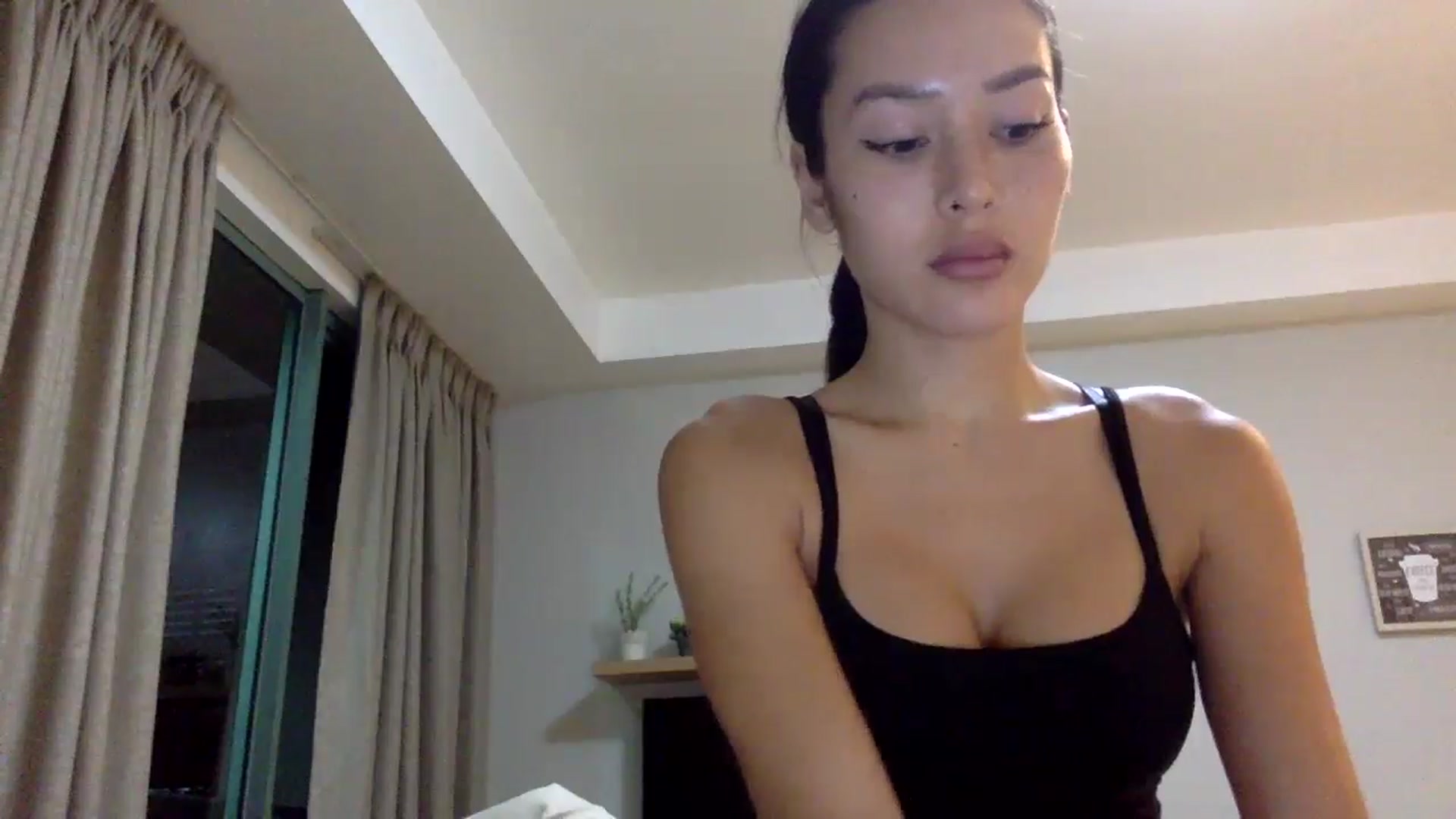 Gallery image thumbnail from Miss_emiko's myfreecams stream on, 01/29/2026, 15:40 image 6 of 20