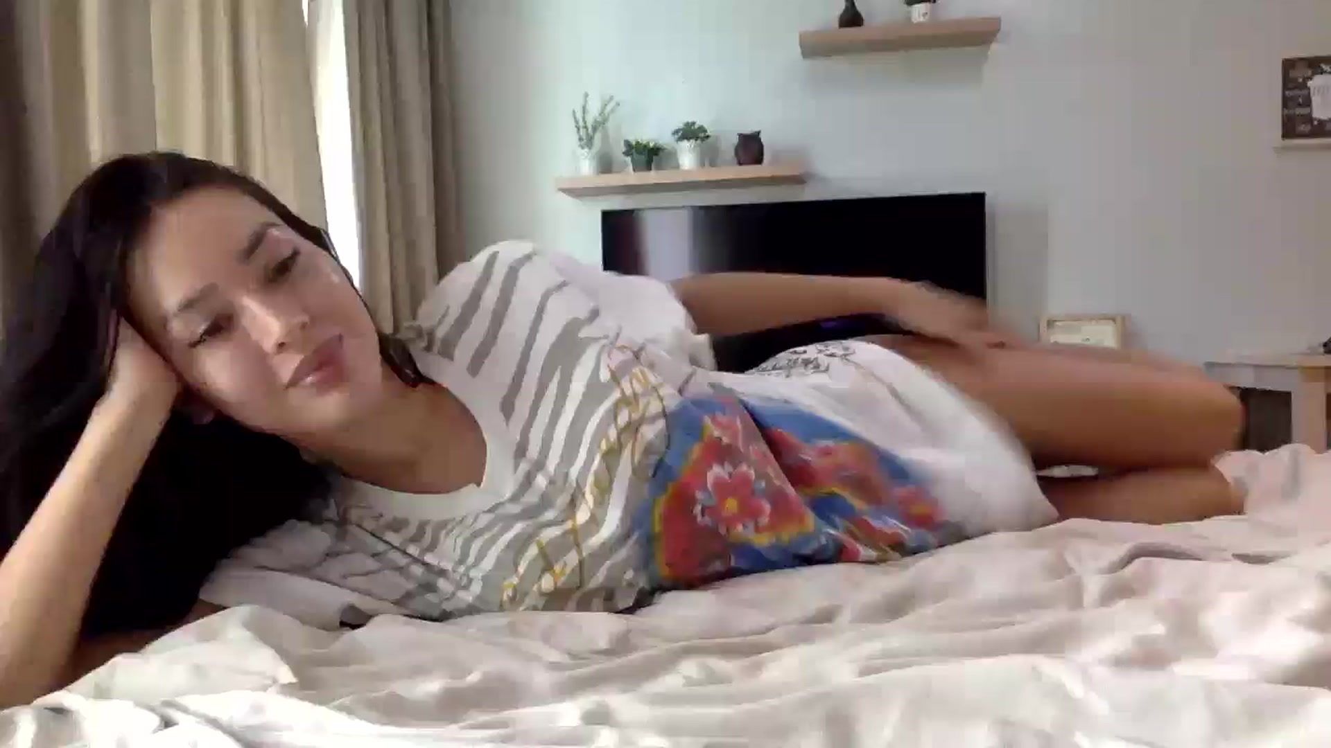 Gallery image thumbnail from Miss_emiko's myfreecams stream on, 01/30/2026, 08:44 image 17 of 20
