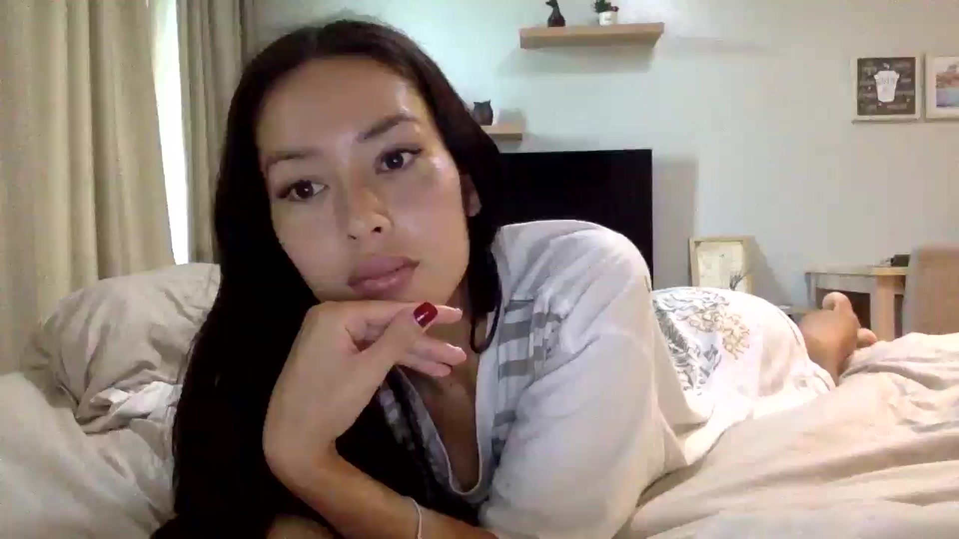 Gallery image thumbnail from Miss_emiko's myfreecams stream on, 01/30/2026, 09:05 image 12 of 20