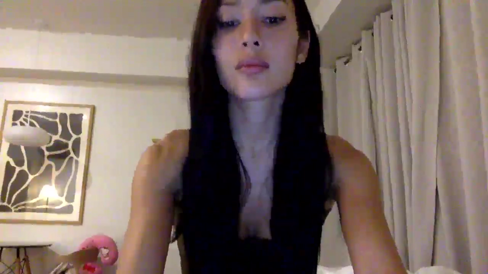 Gallery image thumbnail from Miss_emiko's myfreecams stream on, 02/01/2026, 17:44 image 15 of 20