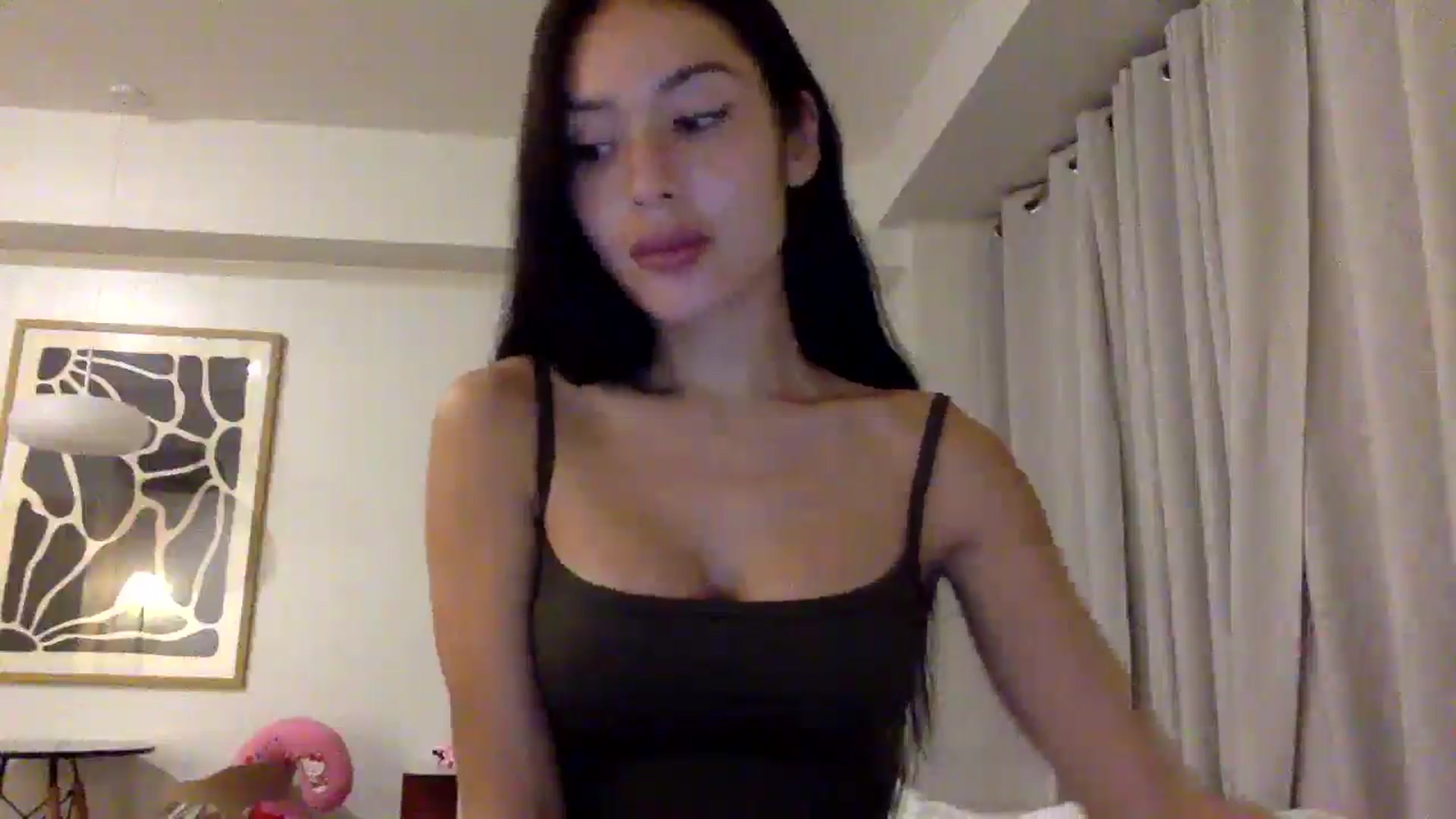 Gallery image thumbnail from Miss_emiko's myfreecams stream on, 02/01/2026, 17:44 image 8 of 20