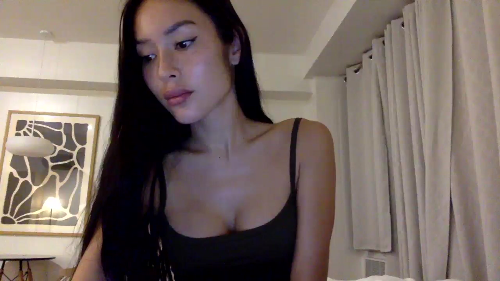 Gallery image thumbnail from Miss_emiko's myfreecams stream on, 02/01/2026, 17:44 image 4 of 20