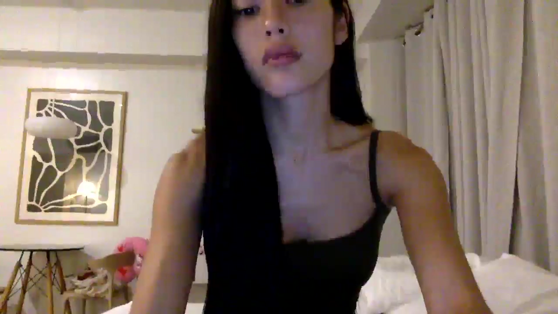 Gallery image thumbnail from Miss_emiko's myfreecams stream on, 02/01/2026, 21:13 image 6 of 20