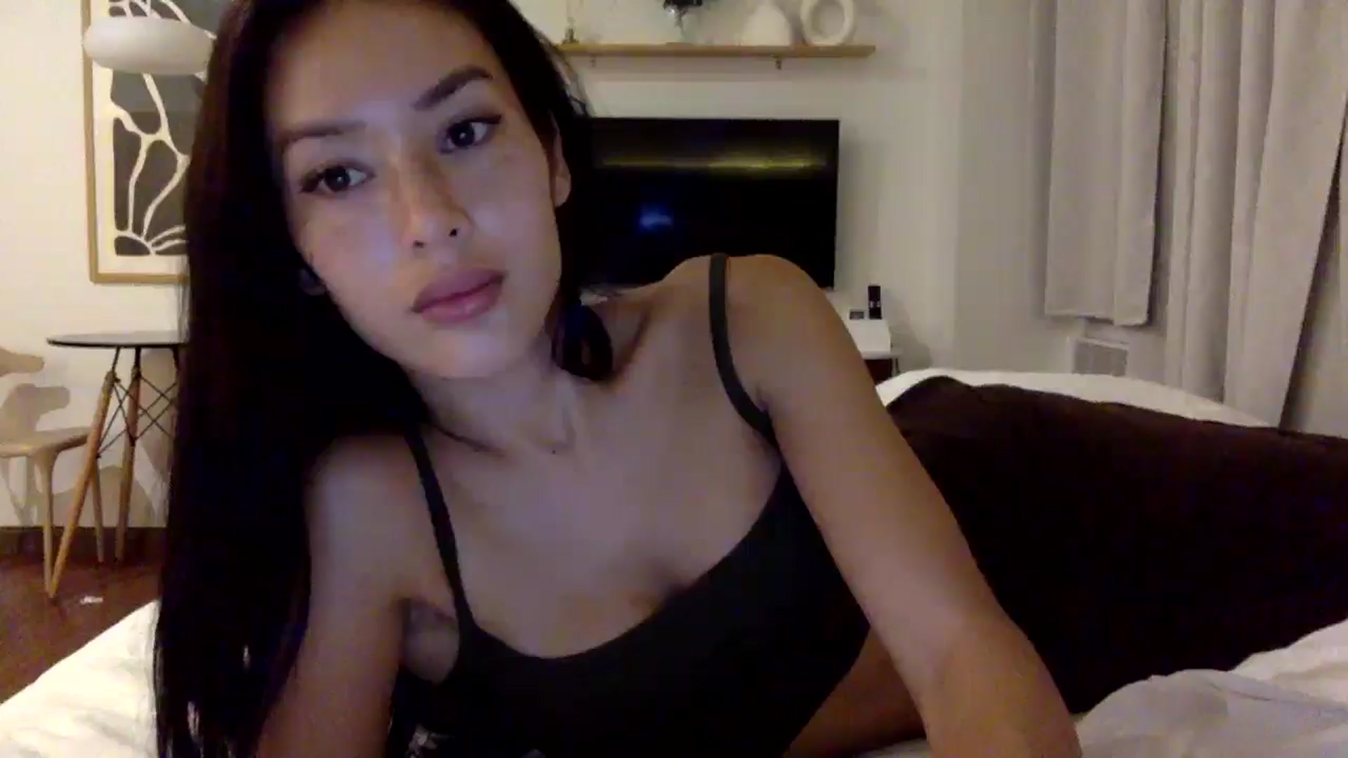 Gallery image thumbnail from Miss_emiko's myfreecams stream on, 02/01/2026, 21:13 image 14 of 20