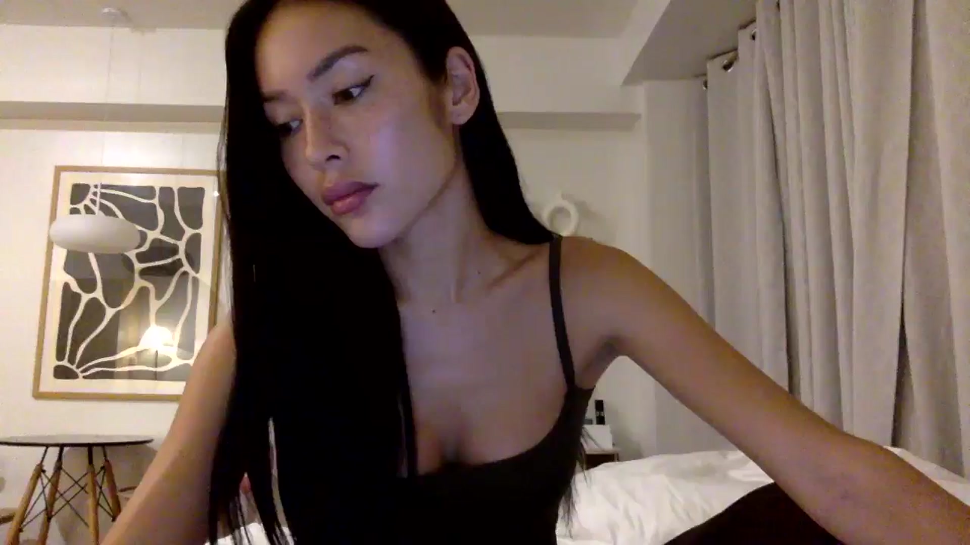 Gallery image thumbnail from Miss_emiko's myfreecams stream on, 02/01/2026, 21:13 image 4 of 20