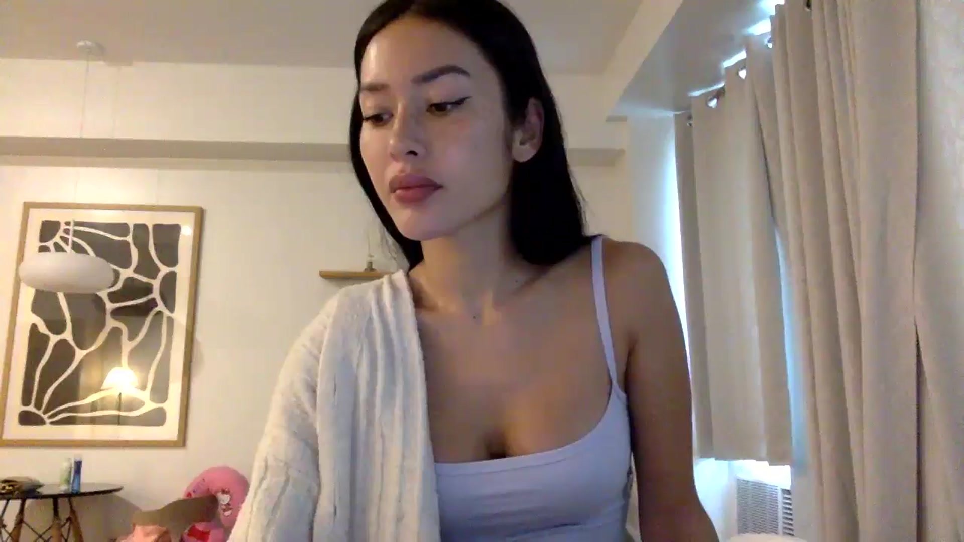 Gallery image thumbnail from Miss_emiko's myfreecams stream on, 02/02/2026, 08:23 image 14 of 20