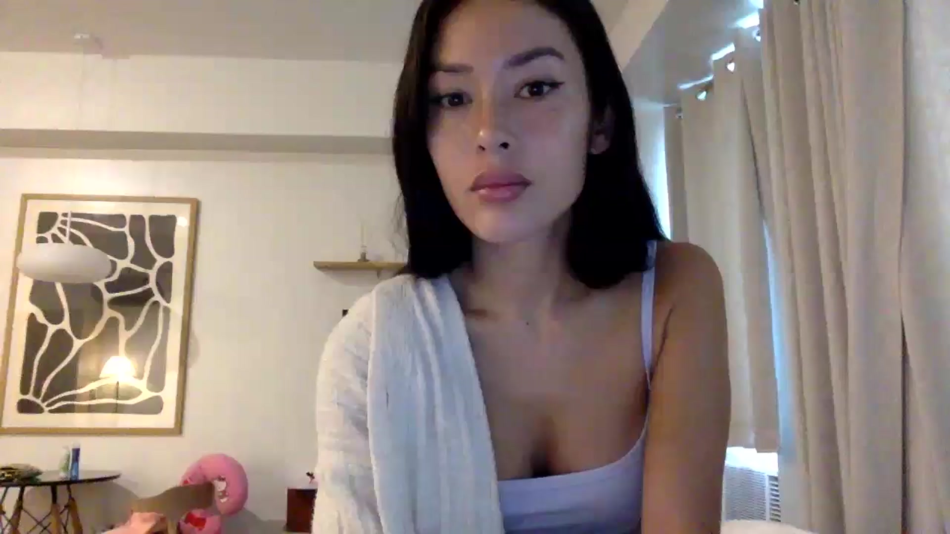 Gallery image thumbnail from Miss_emiko's myfreecams stream on, 02/02/2026, 08:23 image 15 of 20