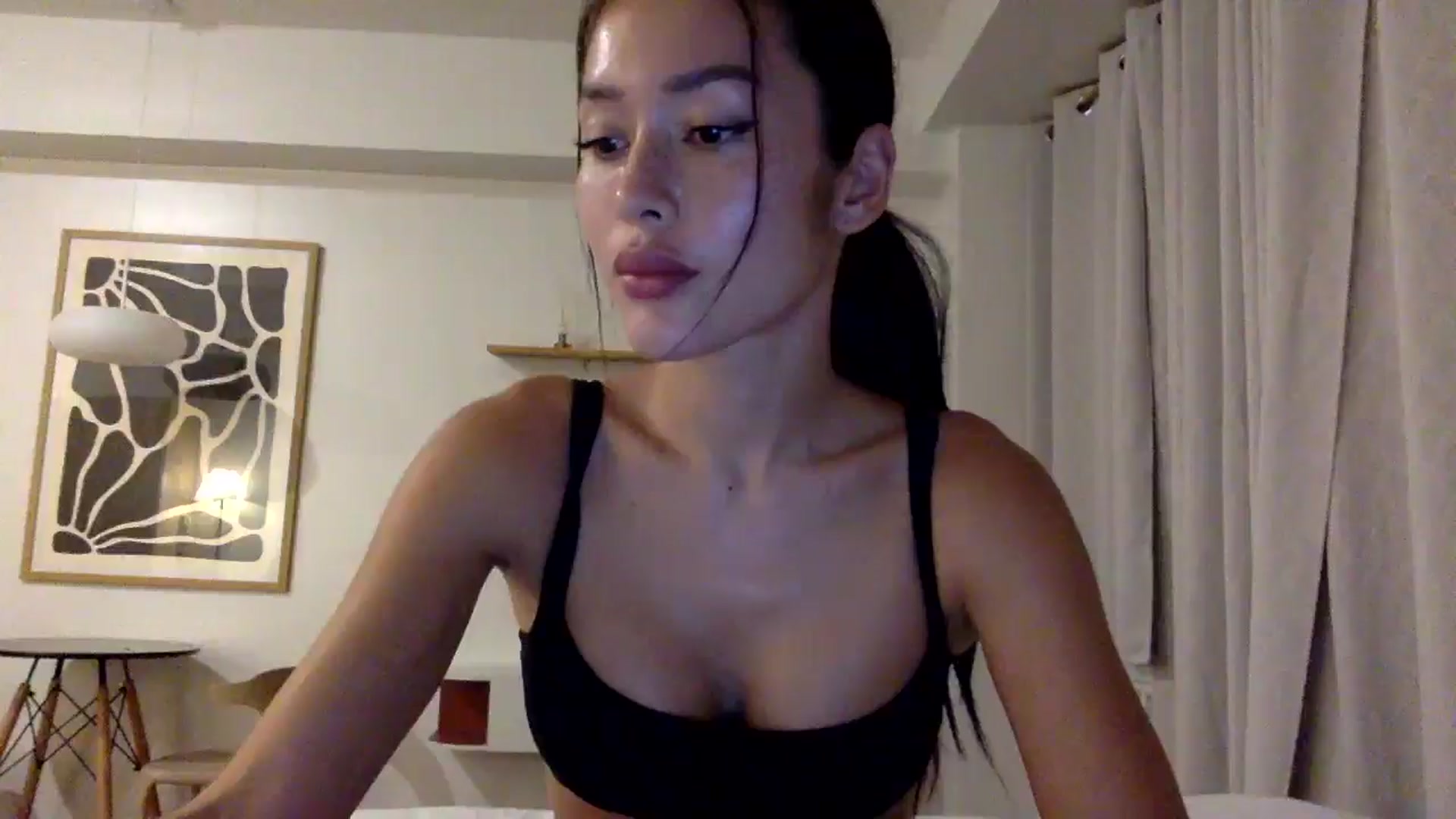 Gallery image thumbnail from Miss_emiko's myfreecams stream on, 02/04/2026, 17:54 image 4 of 20