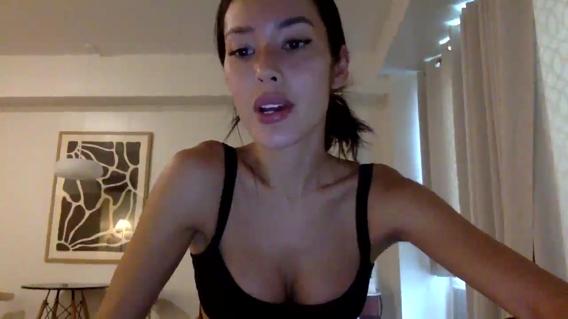 Gallery image thumbnail from Miss_emiko's myfreecams stream on, 02/05/2026, 09:18 image 6 of 20