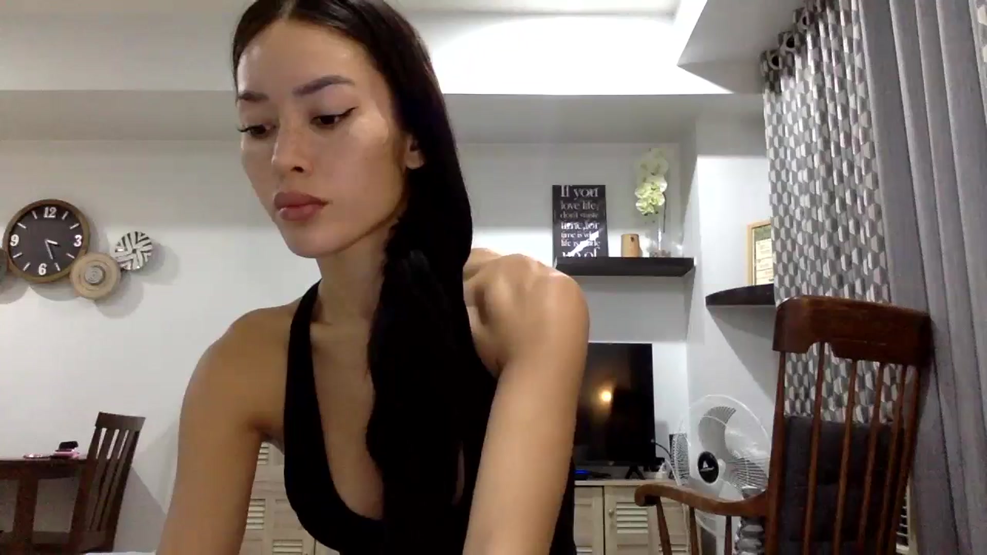 Gallery image thumbnail from Miss_emiko's myfreecams stream on, 02/09/2026, 19:33 image 11 of 20