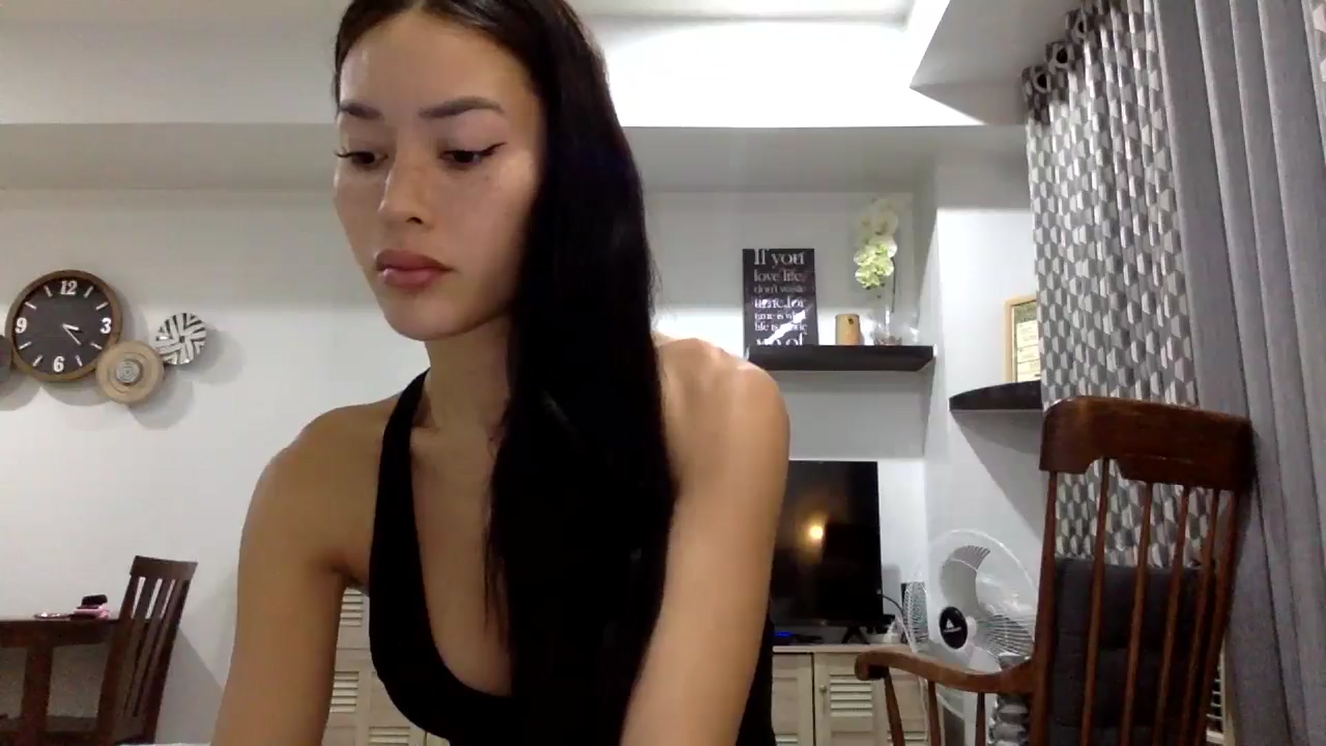 Gallery image thumbnail from Miss_emiko's myfreecams stream on, 02/09/2026, 19:33 image 5 of 20