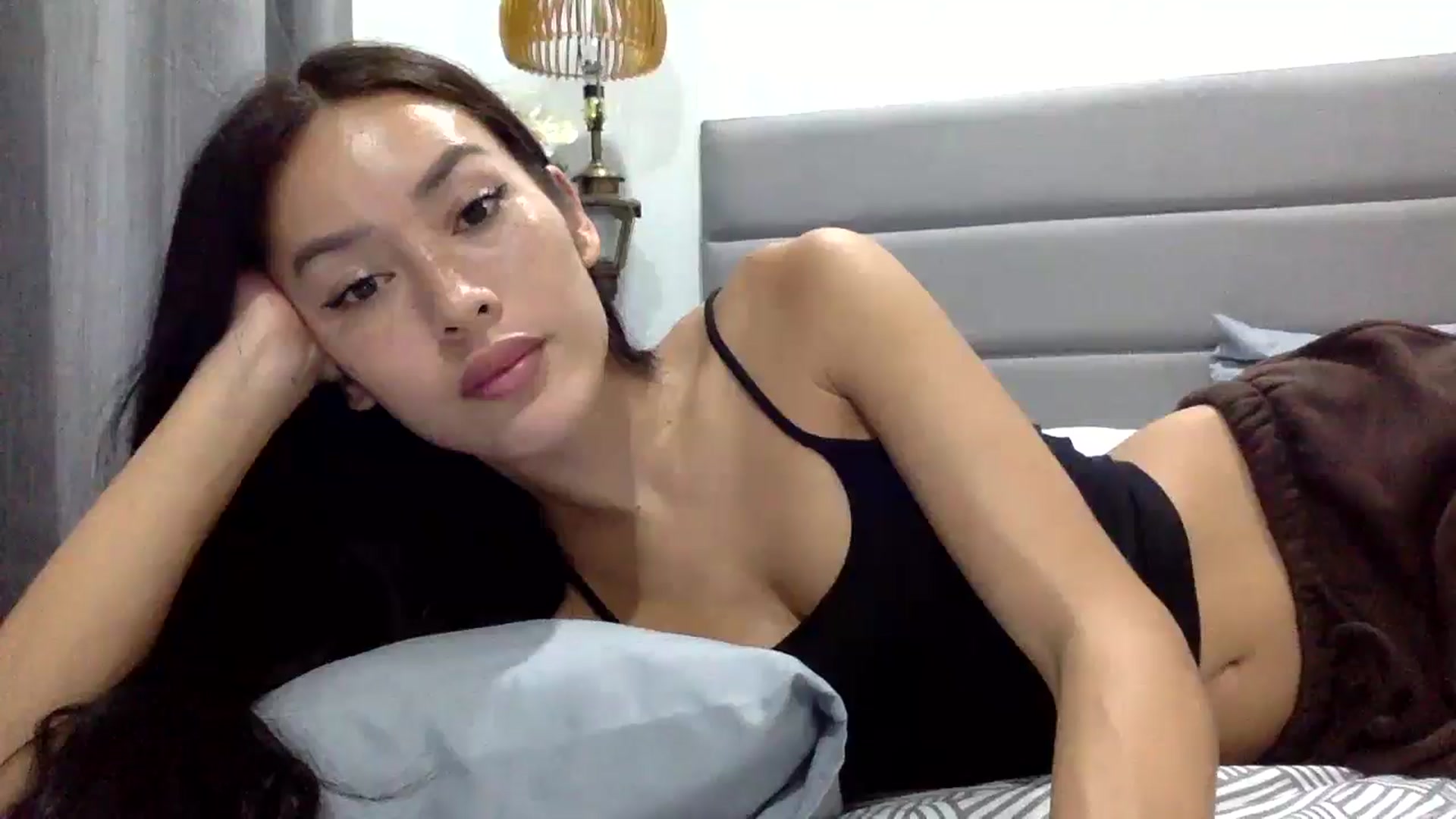 Gallery image thumbnail from Miss_emiko's myfreecams stream on, 02/10/2026, 20:02 image 13 of 20