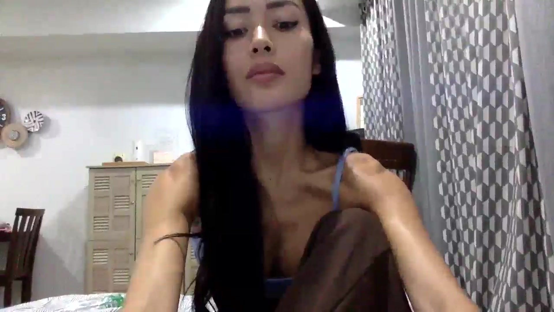Gallery image thumbnail from Miss_emiko's myfreecams stream on, 02/11/2026, 17:57 image 15 of 20