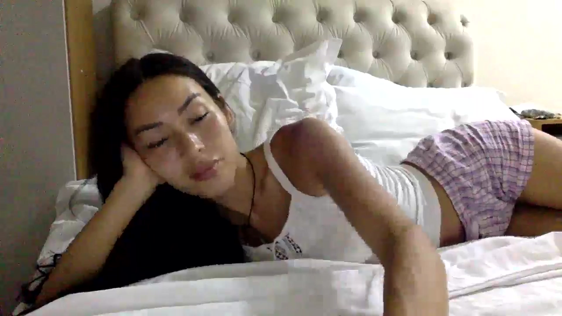 Gallery image thumbnail from Miss_emiko's myfreecams stream on, 03/06/2026, 02:49 image 11 of 20