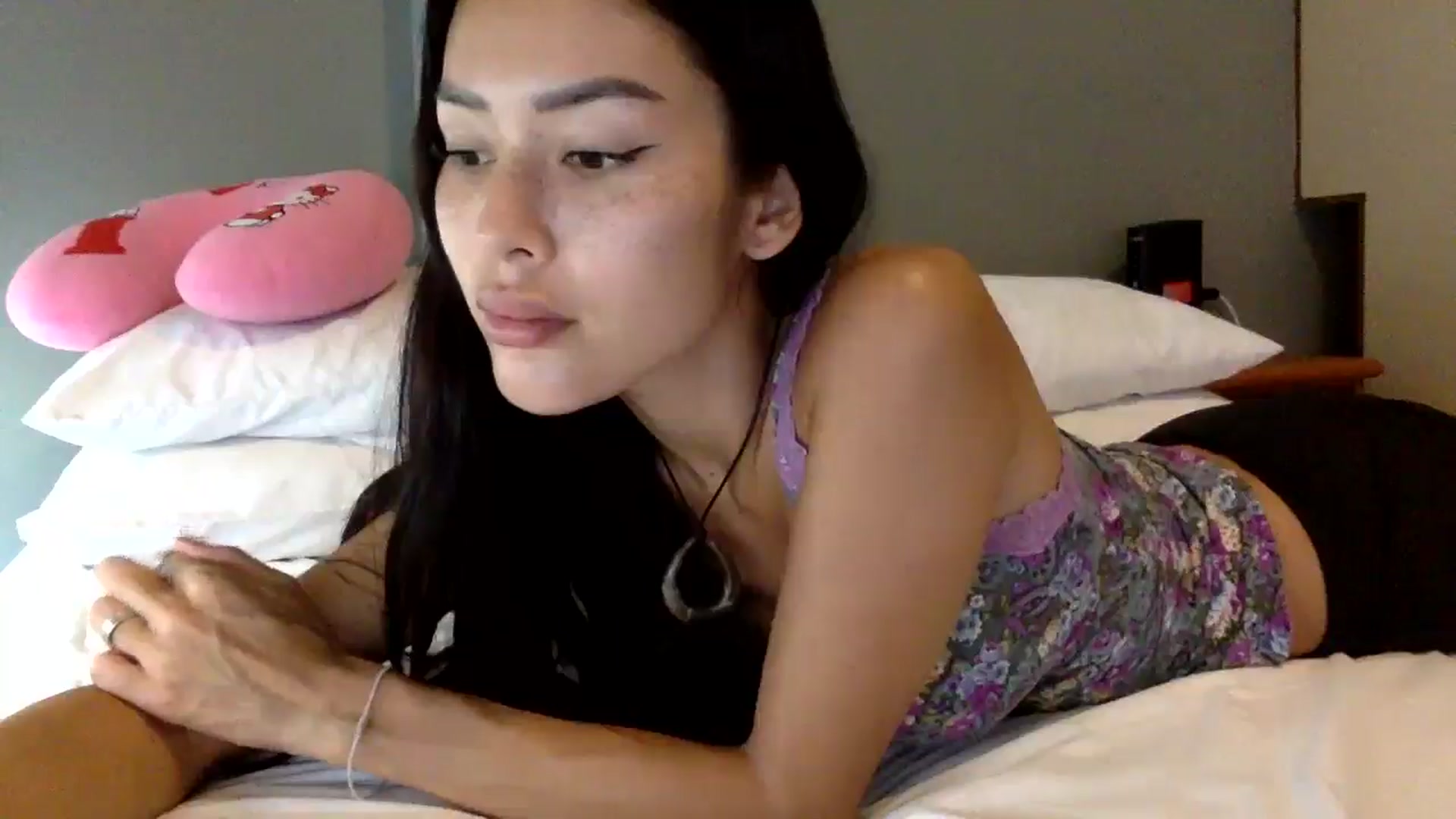 Gallery image thumbnail from Miss_emiko's myfreecams stream on, 03/06/2026, 20:09 image 14 of 20