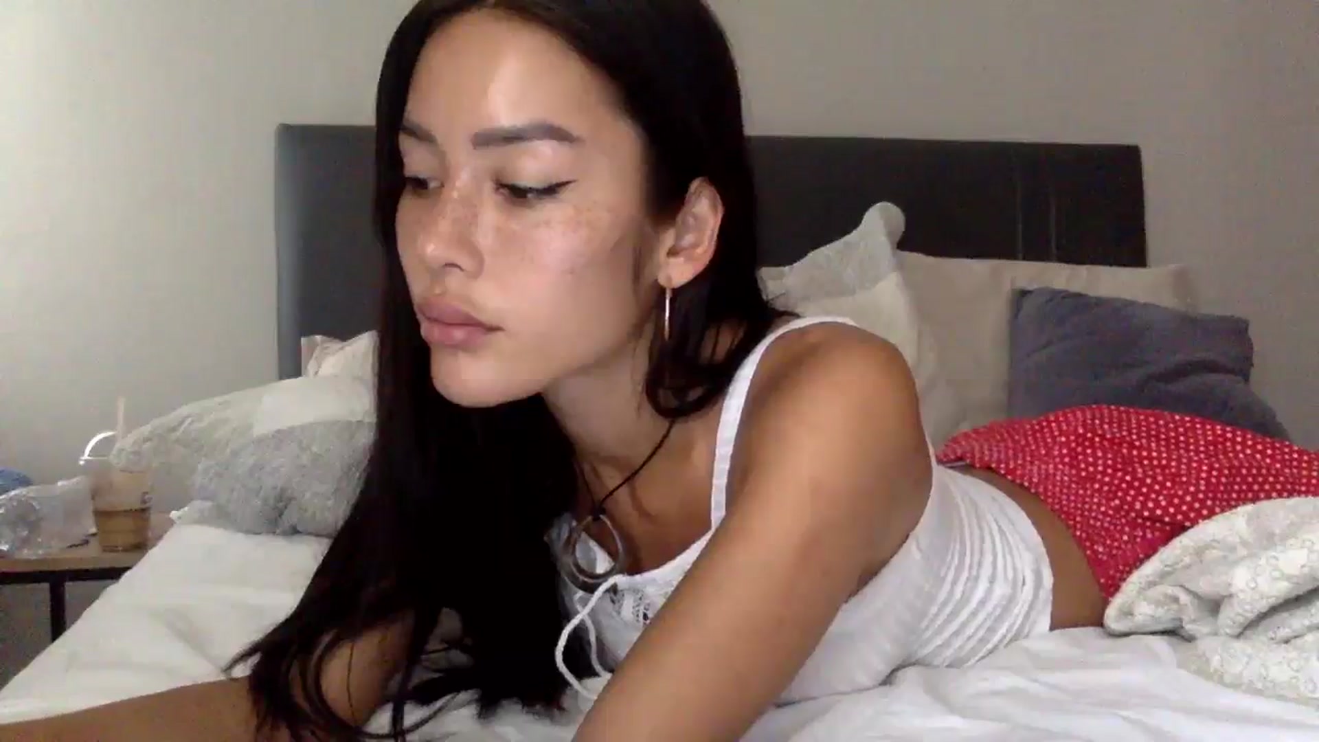 Gallery image thumbnail from Miss_emiko's myfreecams stream on, 03/19/2026, 20:18 image 11 of 20