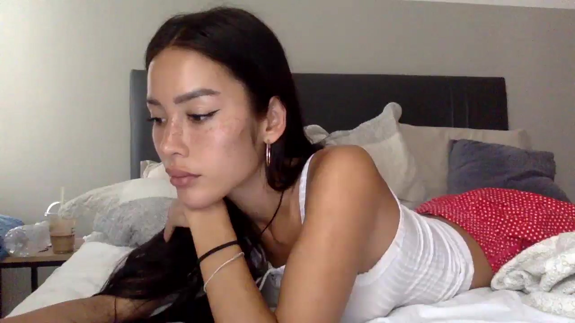 Gallery image thumbnail from Miss_emiko's myfreecams stream on, 03/19/2026, 20:18 image 3 of 20