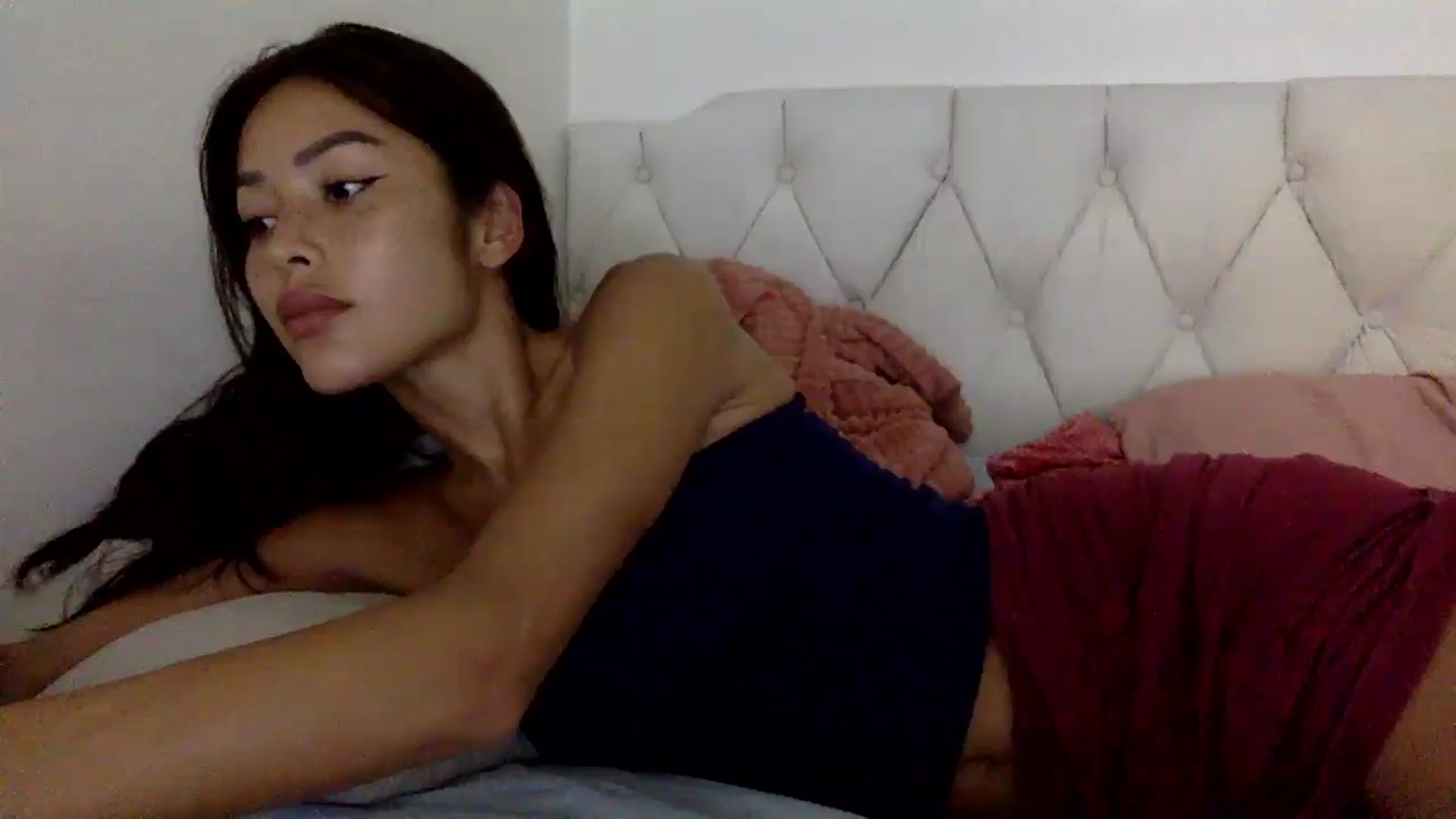 Gallery image thumbnail from Miss_emiko's myfreecams stream on, 05/07/2026, 23:47 image 20 of 20