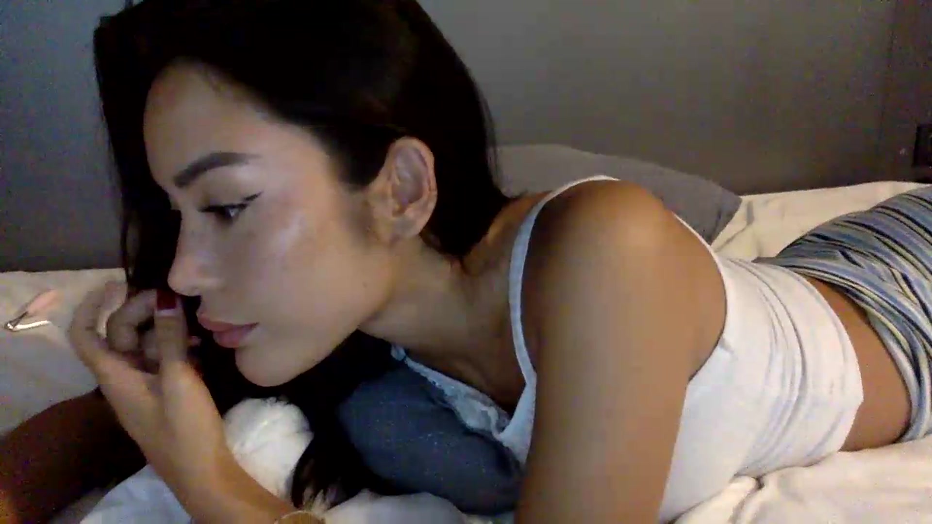 Gallery image thumbnail from Miss_emiko's myfreecams stream on, 05/28/2026, 16:13 image 11 of 20