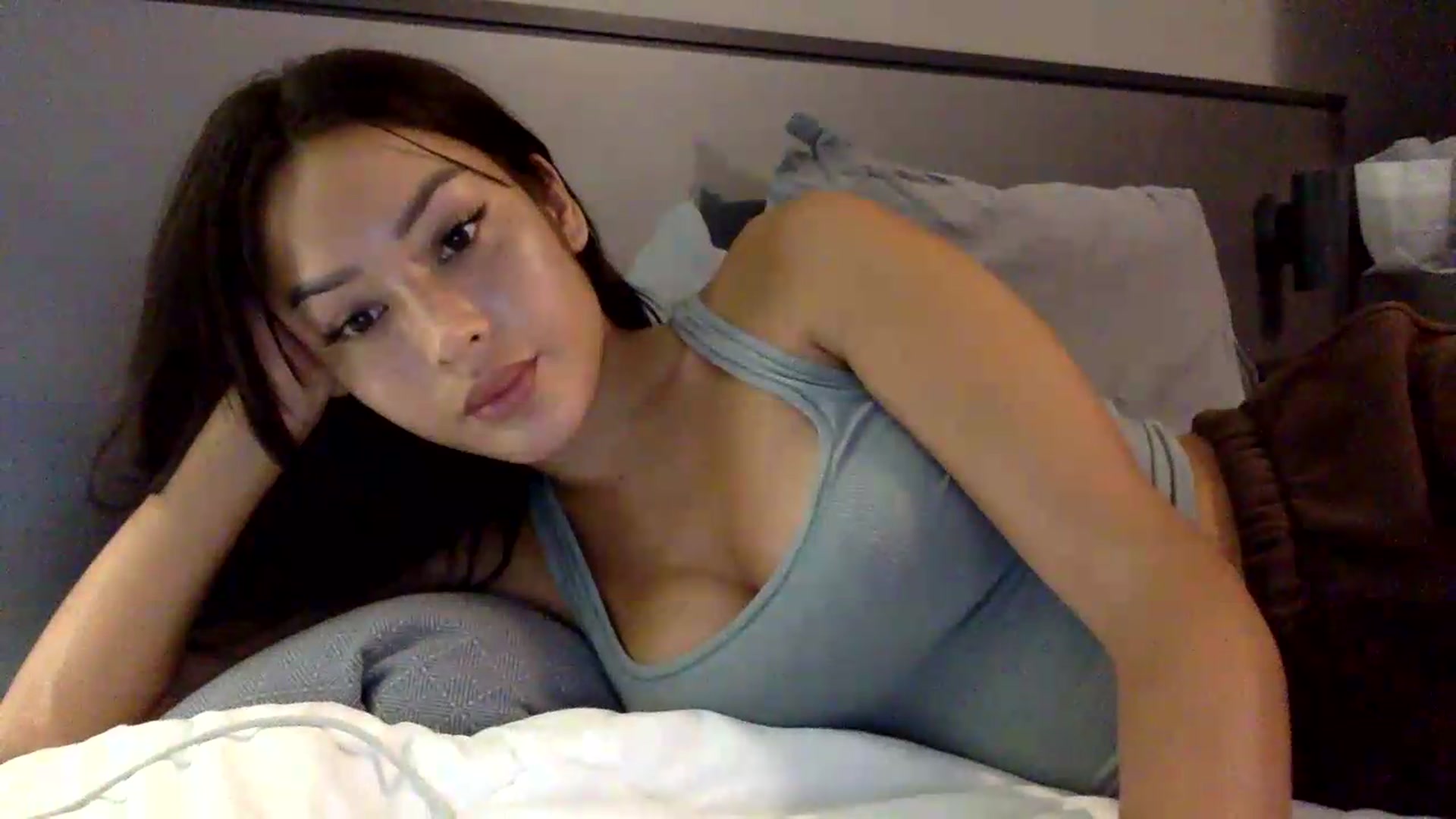 Gallery image thumbnail from Miss_emiko's myfreecams stream on, 05/30/2026, 17:34 image 7 of 20
