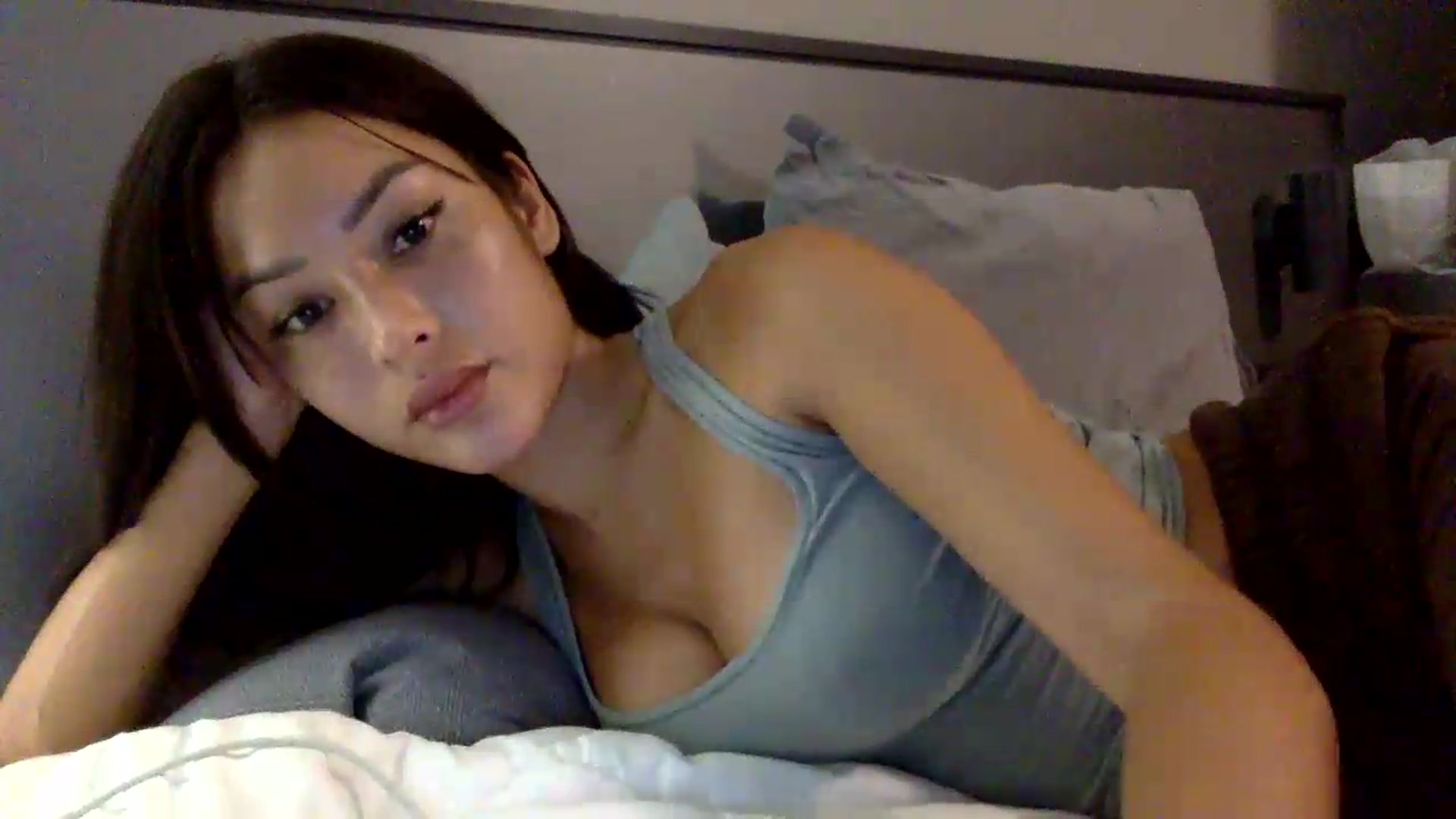Gallery image thumbnail from Miss_emiko's myfreecams stream on, 05/30/2026, 17:34 image 11 of 20