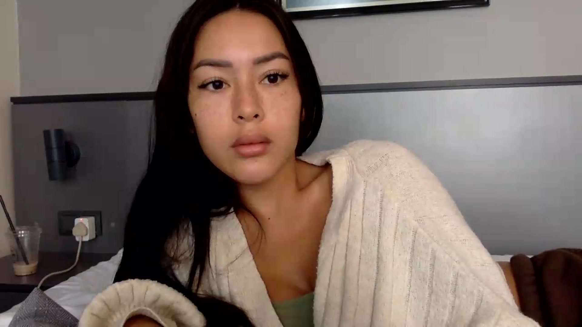 Gallery image thumbnail from Miss_emiko's myfreecams stream on, 05/31/2026, 06:07 image 11 of 20