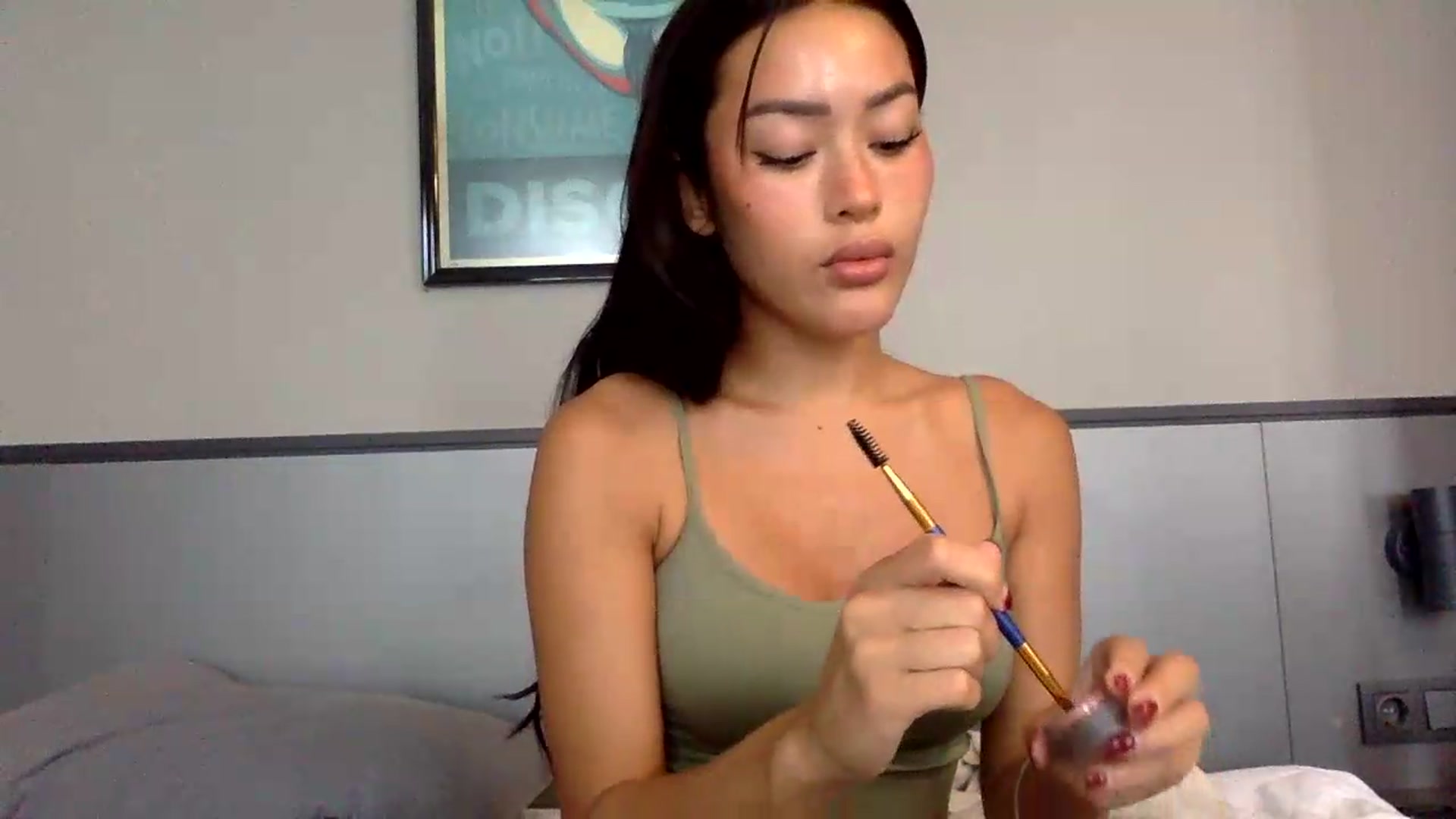 Gallery image thumbnail from Miss_emiko's myfreecams stream on, 05/31/2026, 10:18 image 13 of 20