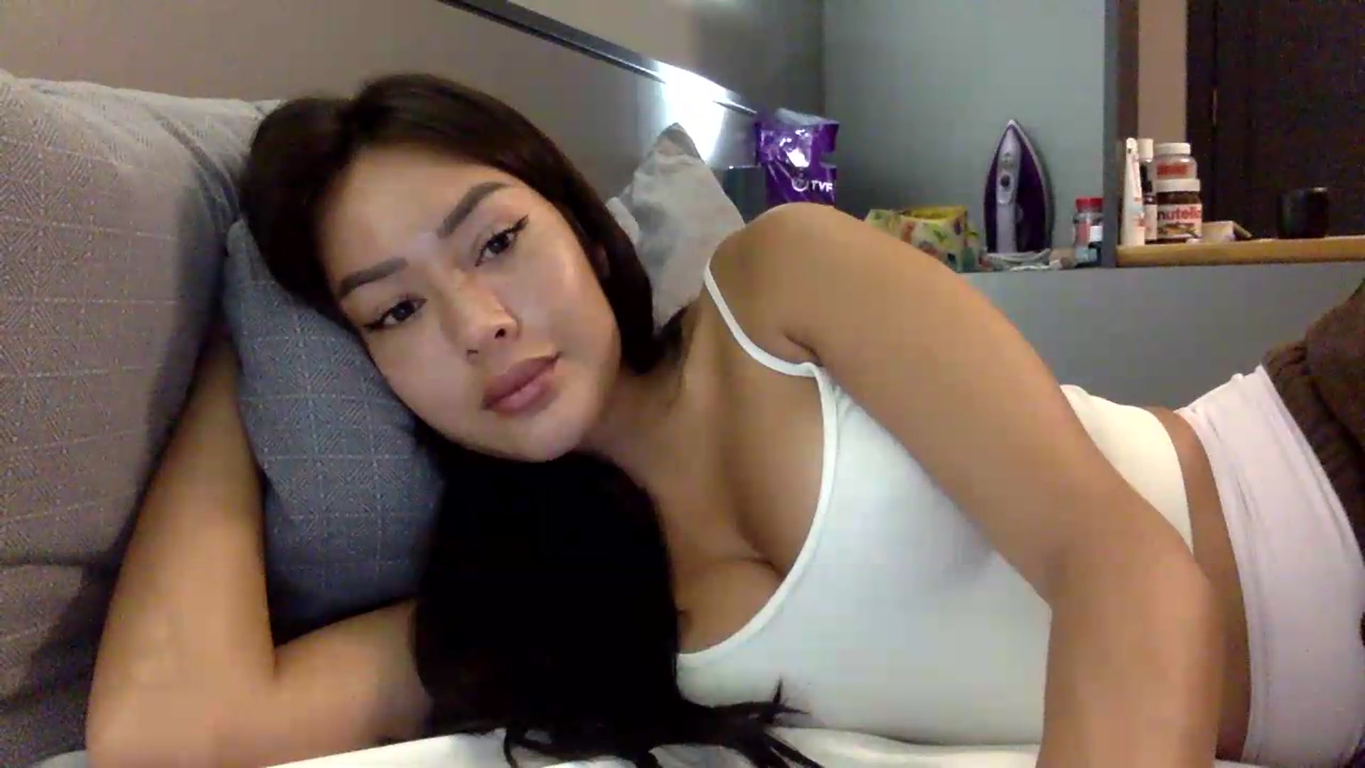 Gallery image thumbnail from Miss_emiko's myfreecams stream on, 05/31/2026, 19:11 image 2 of 20