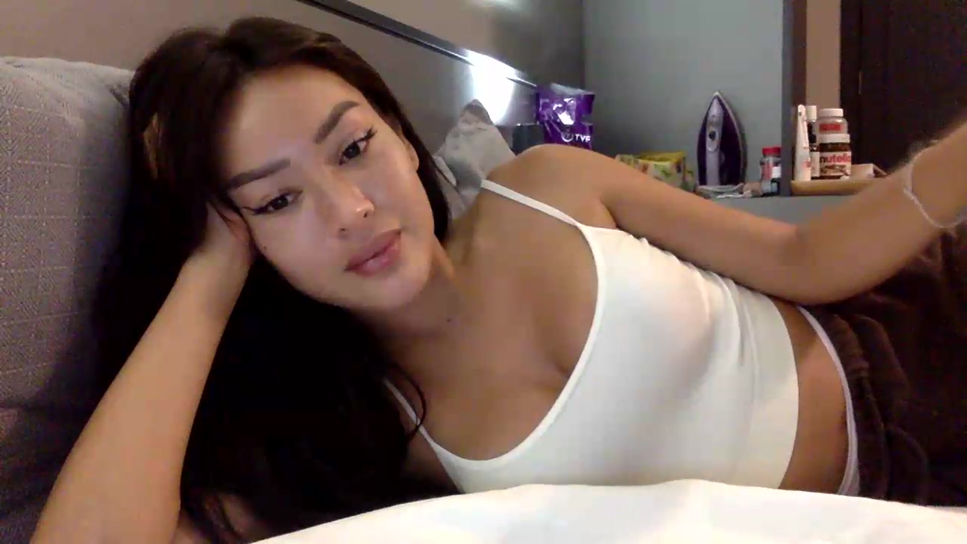 Gallery image thumbnail from Miss_emiko's myfreecams stream on, 05/31/2026, 19:11 image 11 of 20