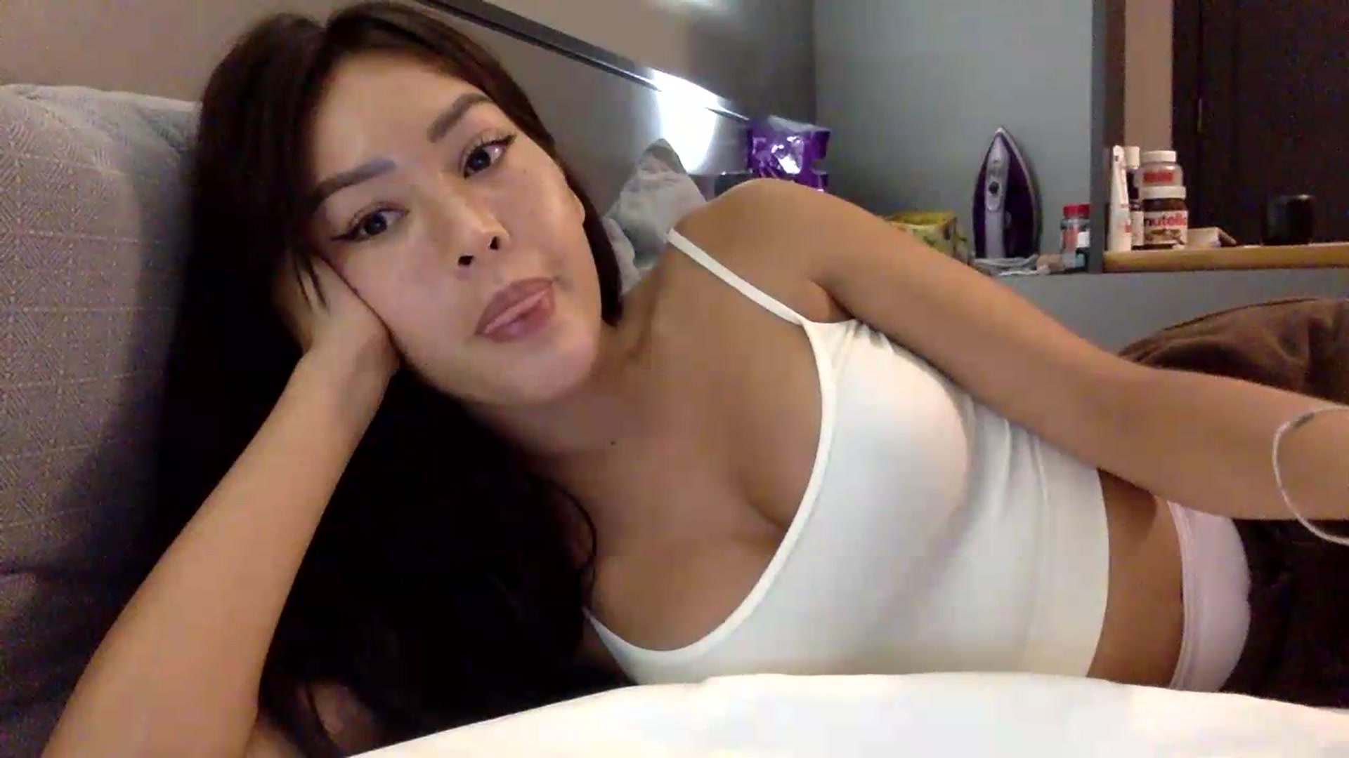 Gallery image thumbnail from Miss_emiko's myfreecams stream on, 05/31/2026, 19:11 image 9 of 20
