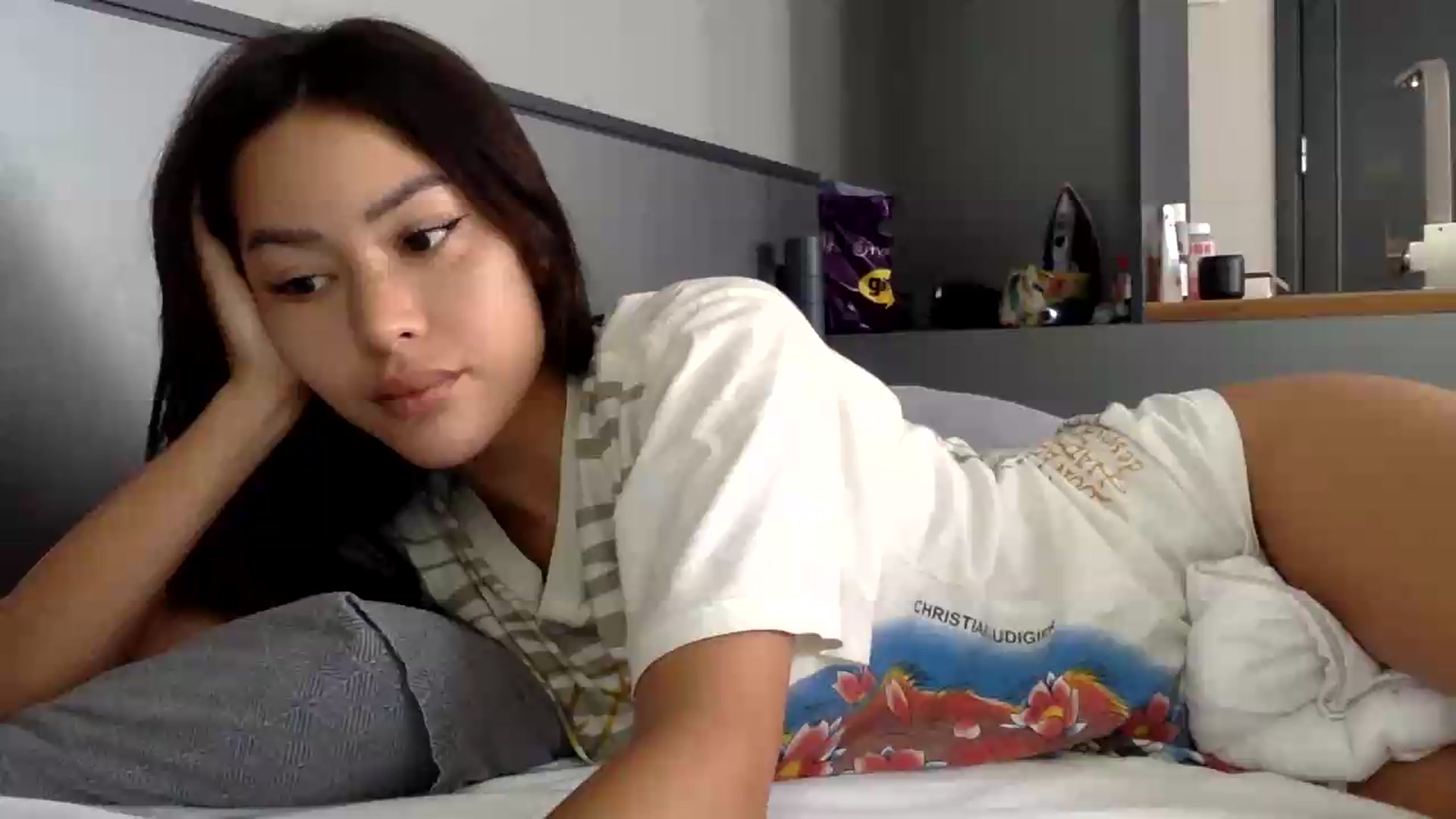 Gallery image thumbnail from Miss_emiko's myfreecams stream on, 06/01/2026, 06:40 image 7 of 20