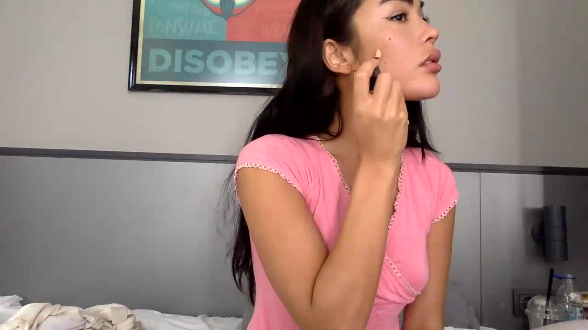Gallery image thumbnail from Miss_emiko's myfreecams stream on, 06/03/2026, 06:49 image 16 of 20