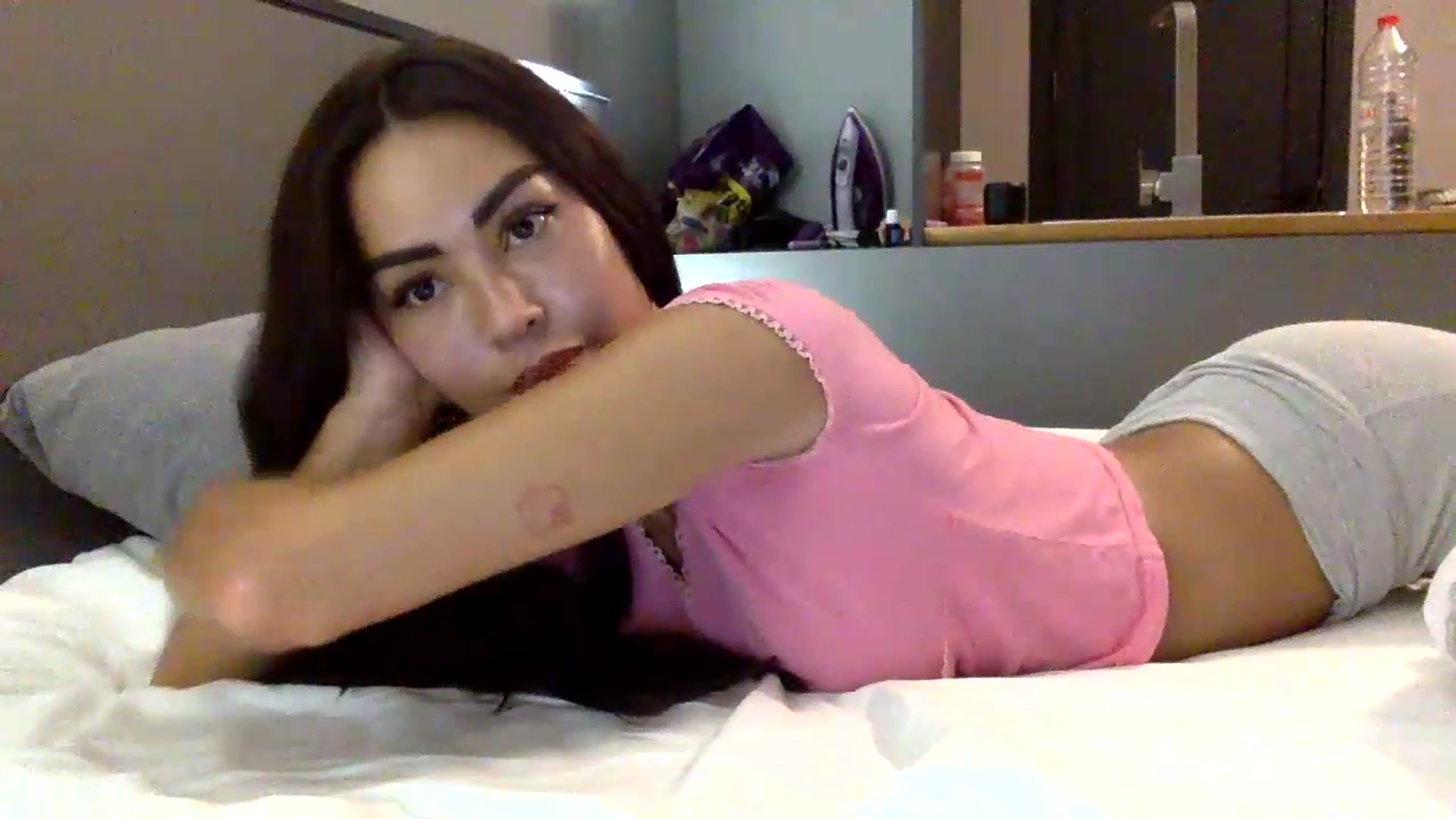 Gallery image thumbnail from Miss_emiko's myfreecams stream on, 06/03/2026, 19:07 image 4 of 20