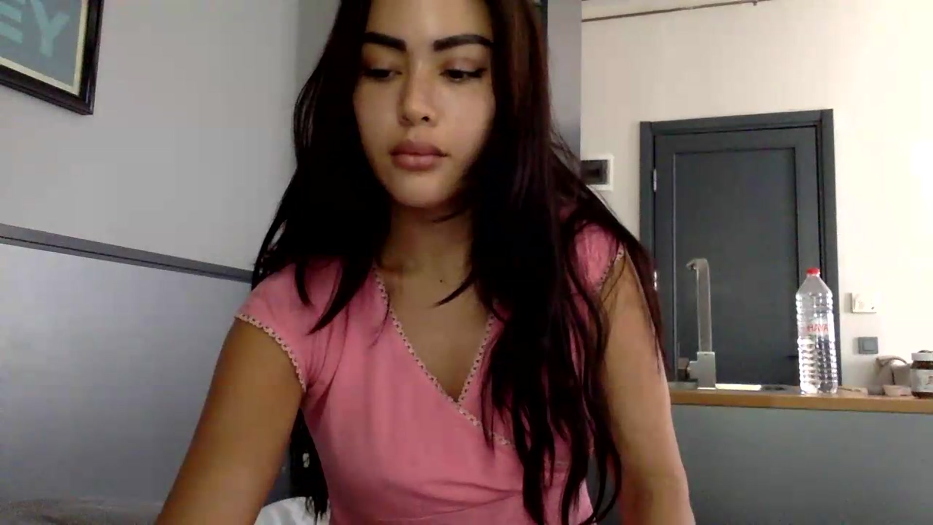 Gallery image thumbnail from Miss_emiko's myfreecams stream on, 06/04/2026, 06:58 image 7 of 20