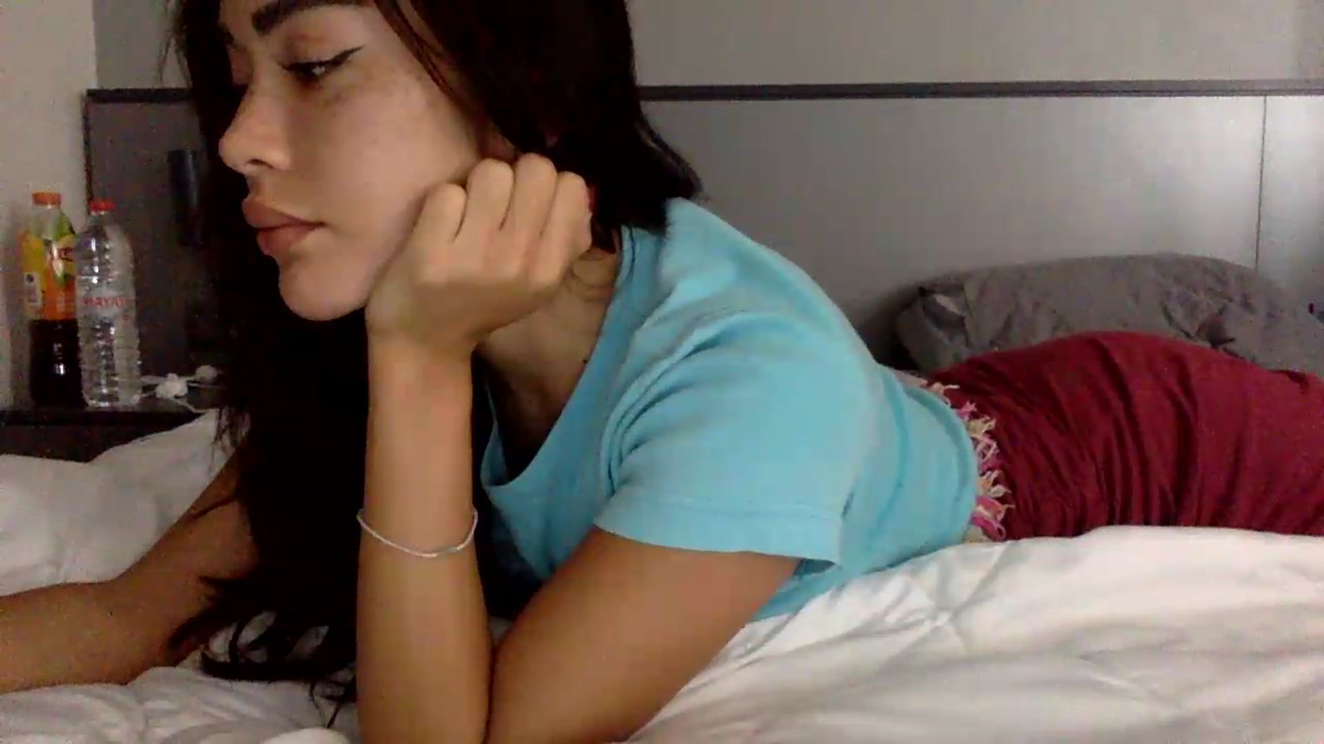 Gallery image thumbnail from Miss_emiko's myfreecams stream on, 06/09/2026, 09:30 image 15 of 20