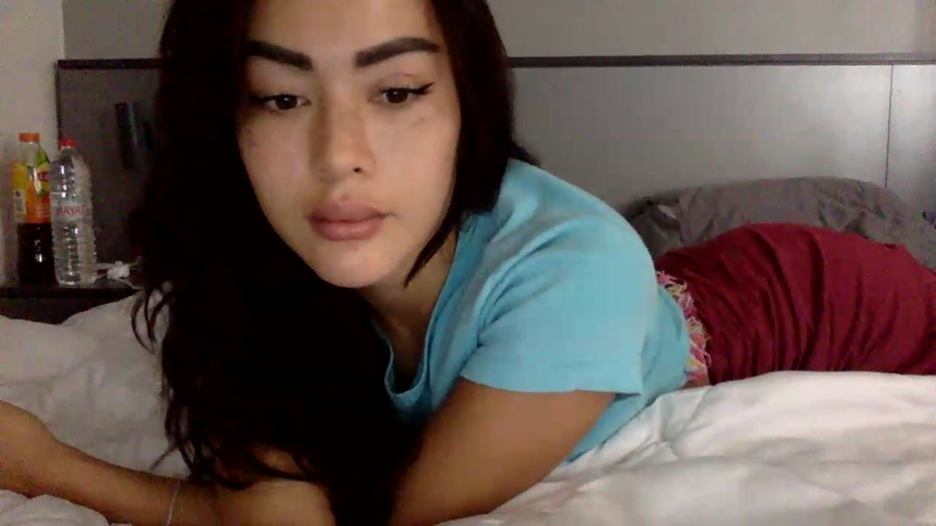 Gallery image thumbnail from Miss_emiko's myfreecams stream on, 06/09/2026, 09:30 image 16 of 20