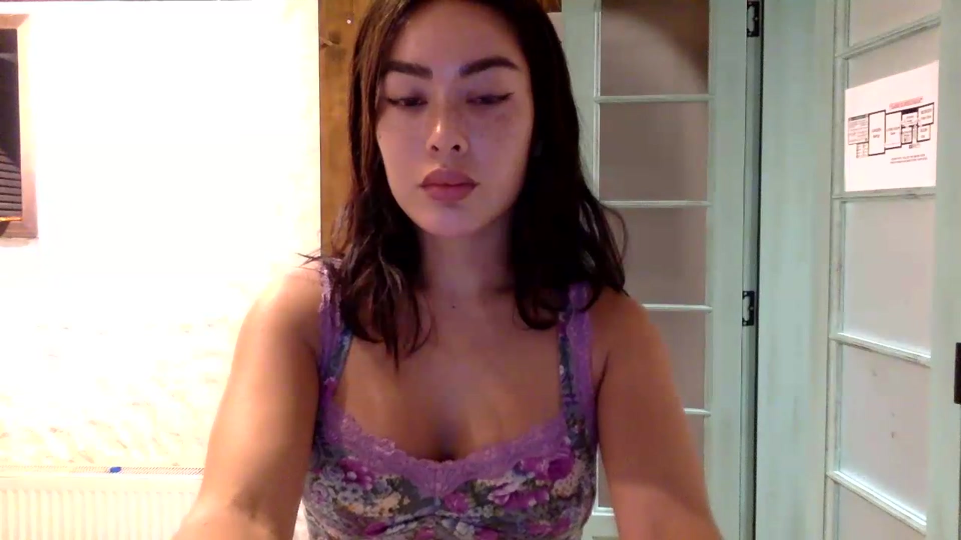 Gallery image thumbnail from Miss_emiko's myfreecams stream on, 07/04/2026, 22:45 image 16 of 20