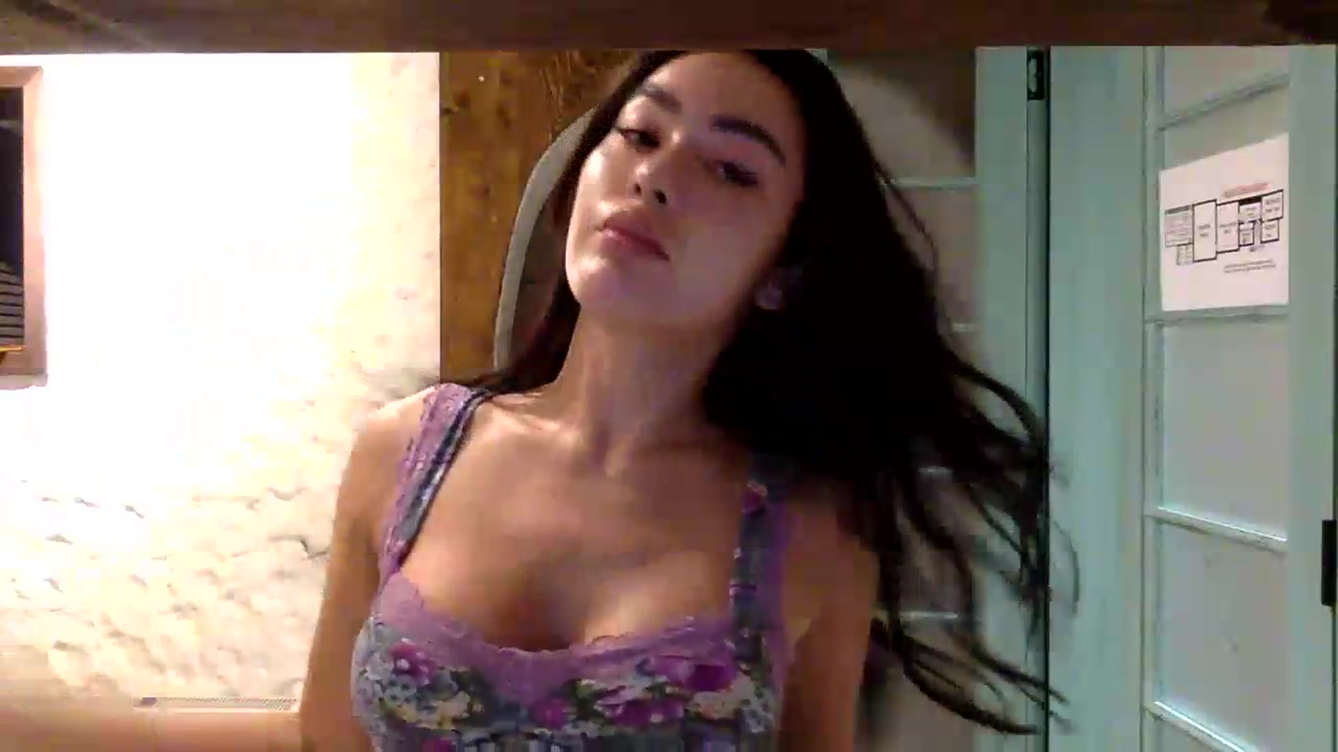 Gallery image thumbnail from Miss_emiko's myfreecams stream on, 07/04/2026, 22:45 image 7 of 20