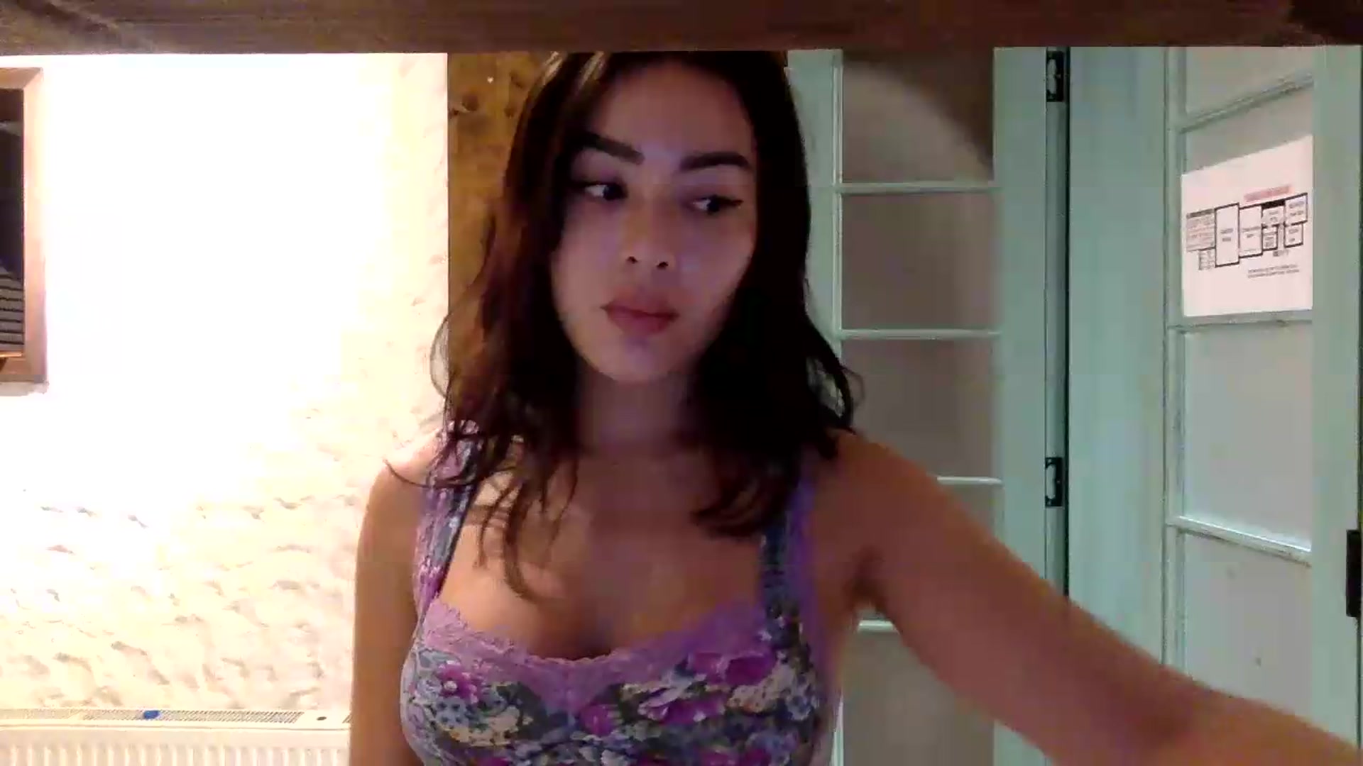 Gallery image thumbnail from Miss_emiko's myfreecams stream on, 07/04/2026, 22:45 image 6 of 20