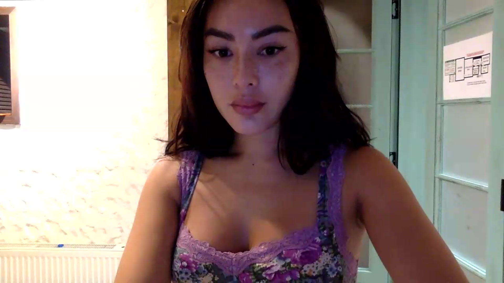 Gallery image thumbnail from Miss_emiko's myfreecams stream on, 07/04/2026, 22:45 image 18 of 20