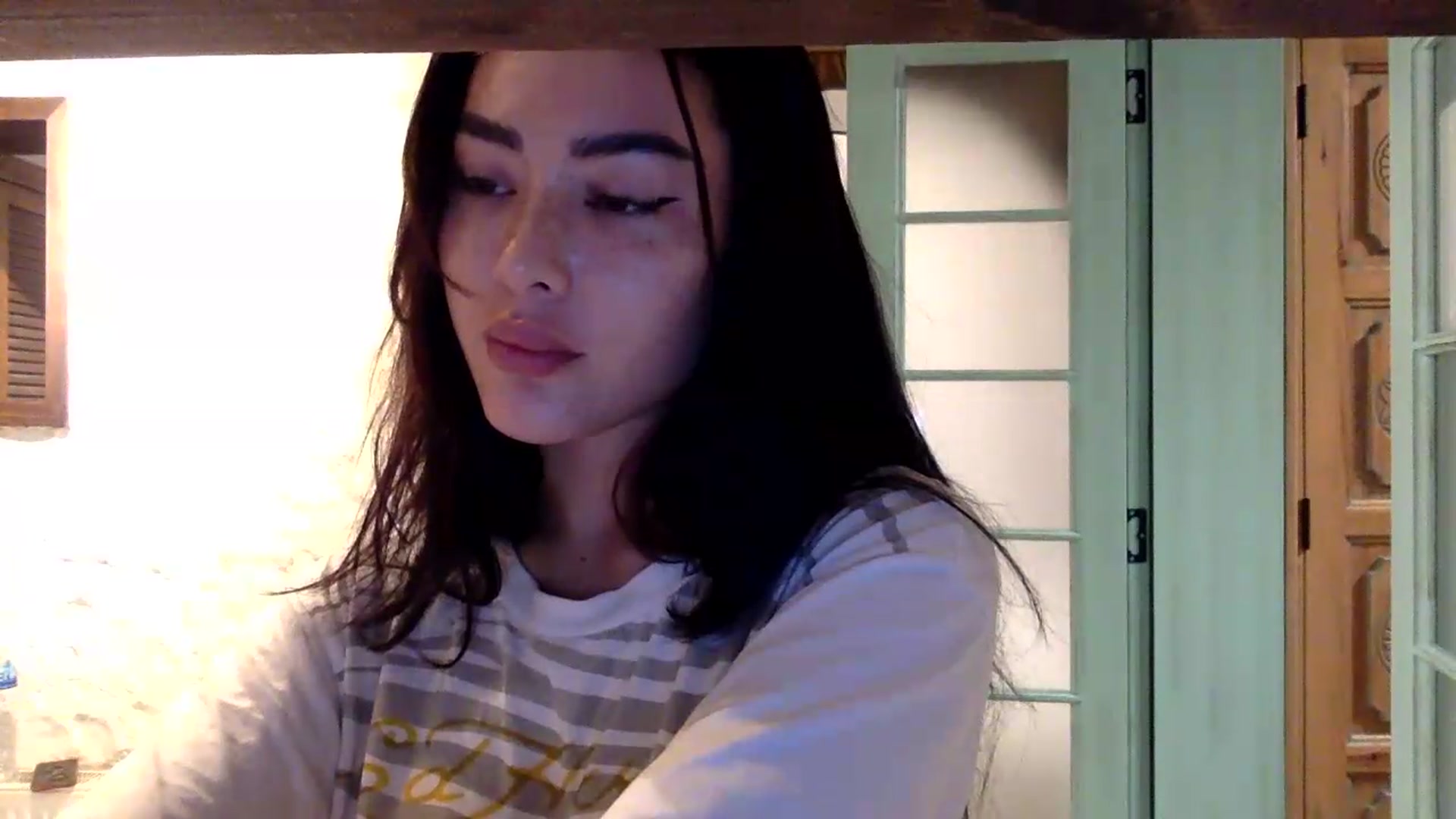 Gallery image thumbnail from Miss_emiko's myfreecams stream on, 07/08/2026, 17:11 image 19 of 20