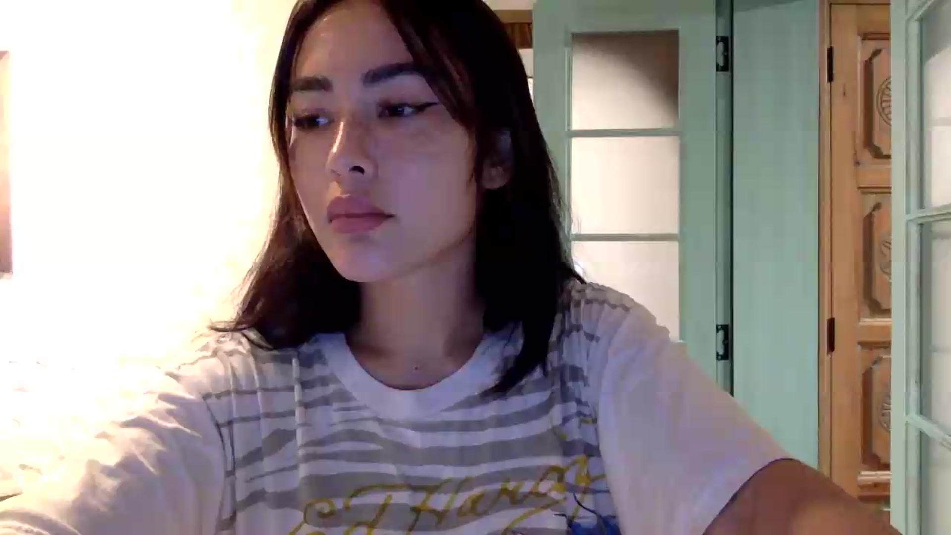 Gallery image thumbnail from Miss_emiko's myfreecams stream on, 07/08/2026, 17:11 image 1 of 20