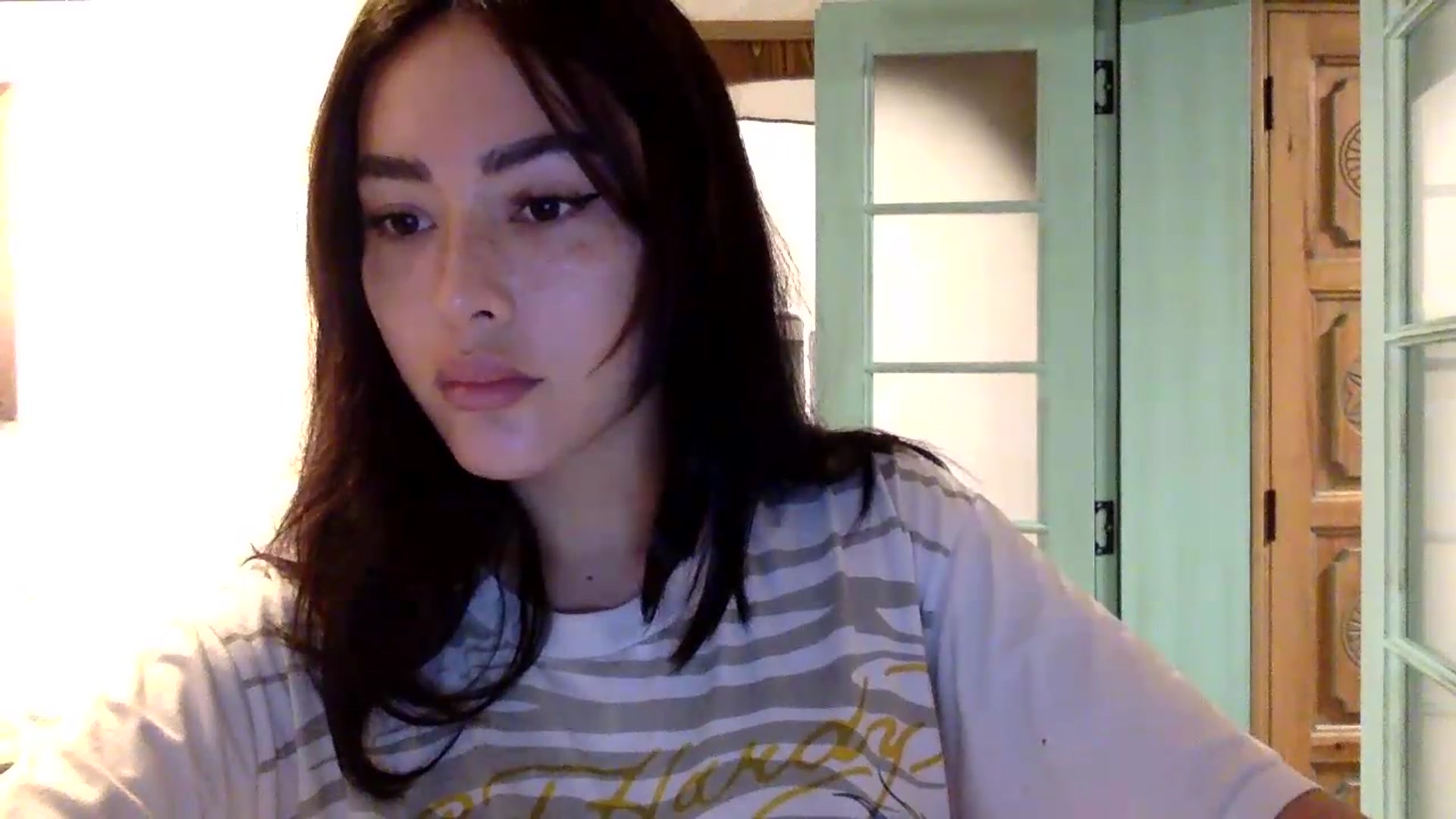 Gallery image thumbnail from Miss_emiko's myfreecams stream on, 07/08/2026, 17:11 image 5 of 20