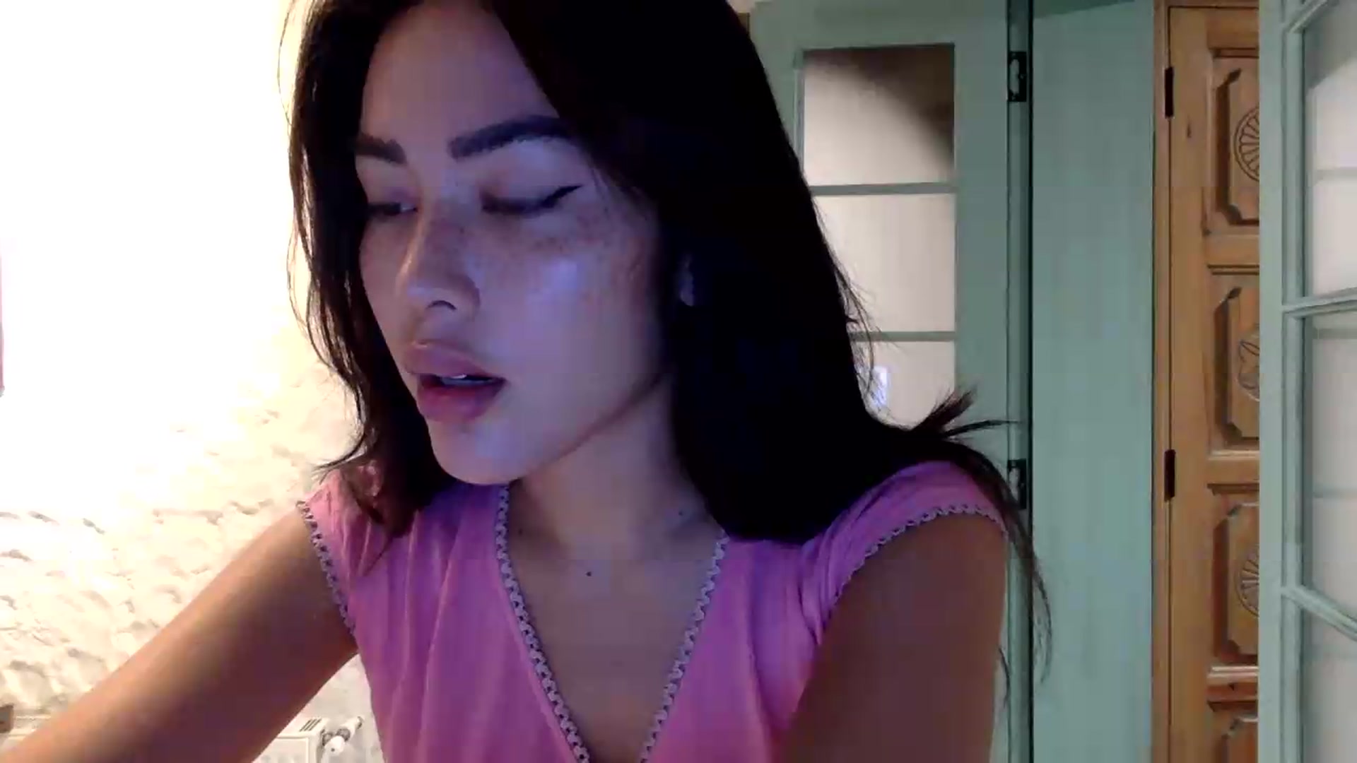 Gallery image thumbnail from Miss_emiko's myfreecams stream on, 07/08/2026, 21:30 image 16 of 20