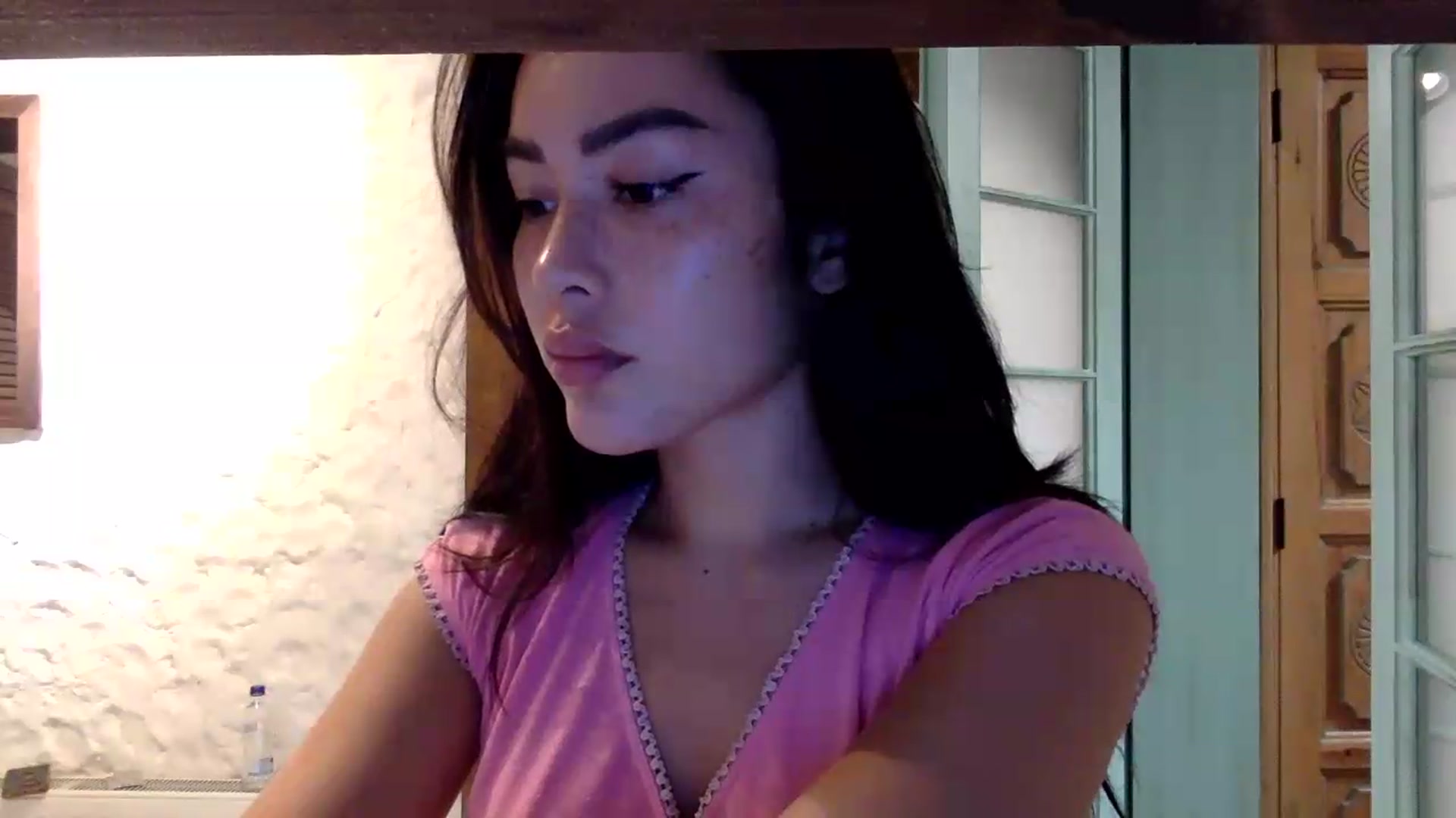 Gallery image thumbnail from Miss_emiko's myfreecams stream on, 07/08/2026, 21:53 image 4 of 20
